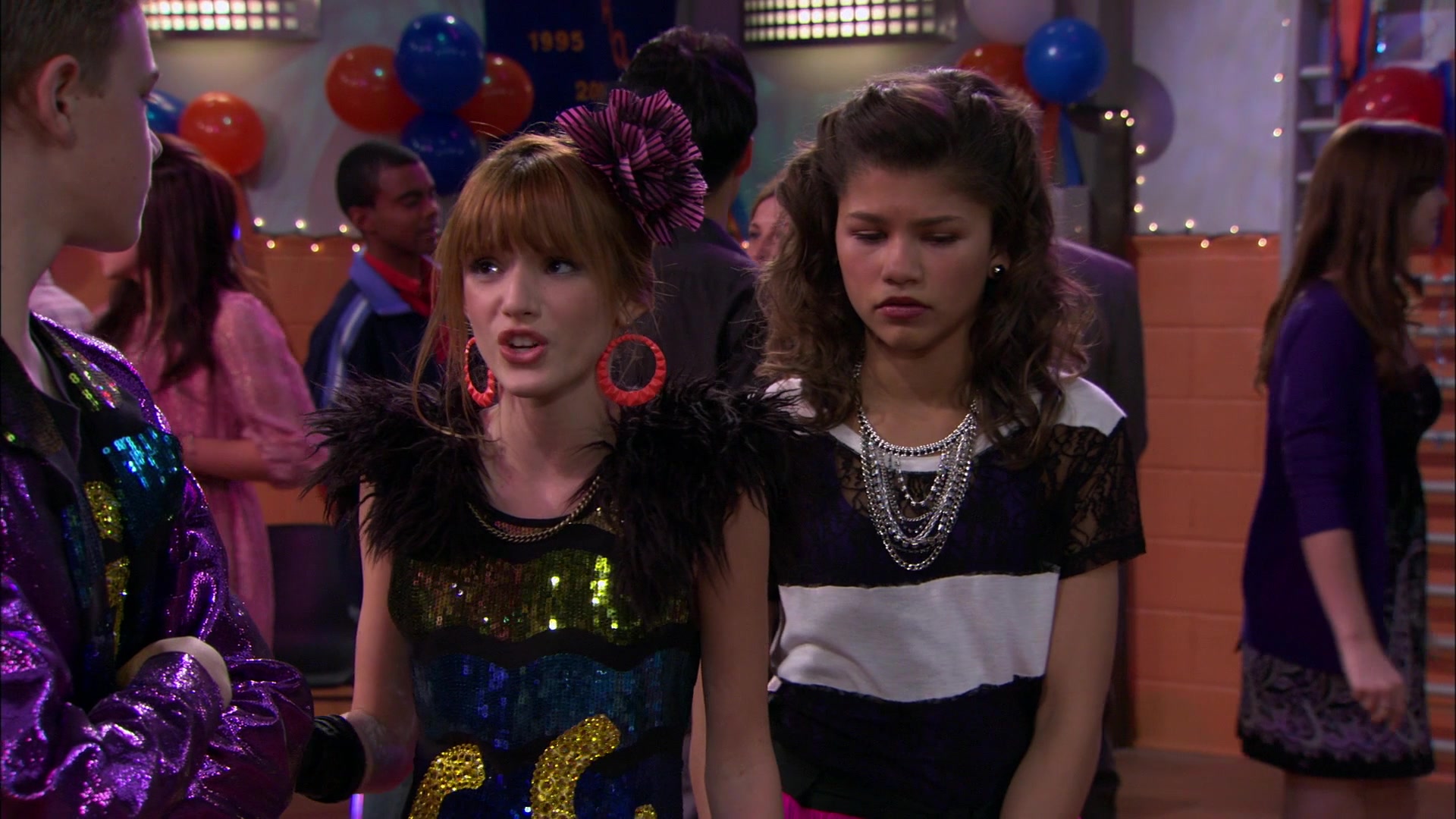Shake_It_Up_S01E14_1080p_BTD_002912.jpg Shake_It_Up_S01E14_1080p_BTD_002912.jpg