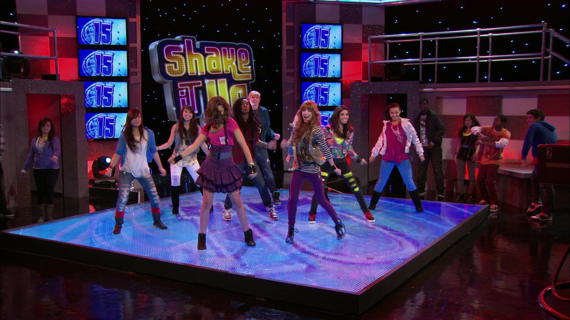 Shake_It_Up_S01E15_1080p_BTD_000018.jpg