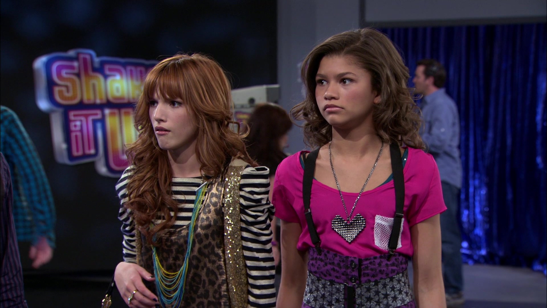 Shake_It_Up_S01E15_1080p_BTD_000399.jpg