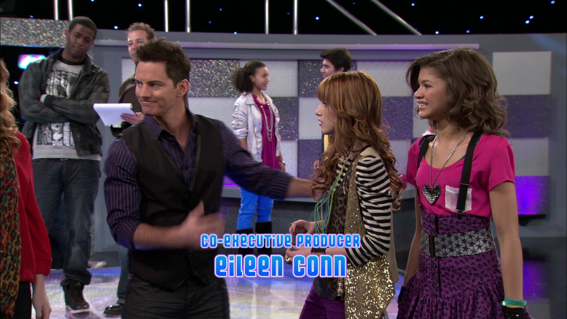 Shake_It_Up_S01E15_1080p_BTD_000421.jpg