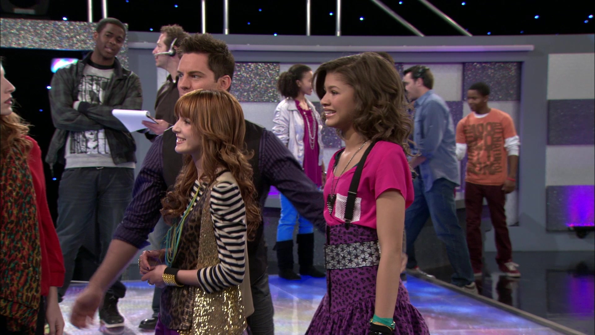 Shake_It_Up_S01E15_1080p_BTD_000427.jpg