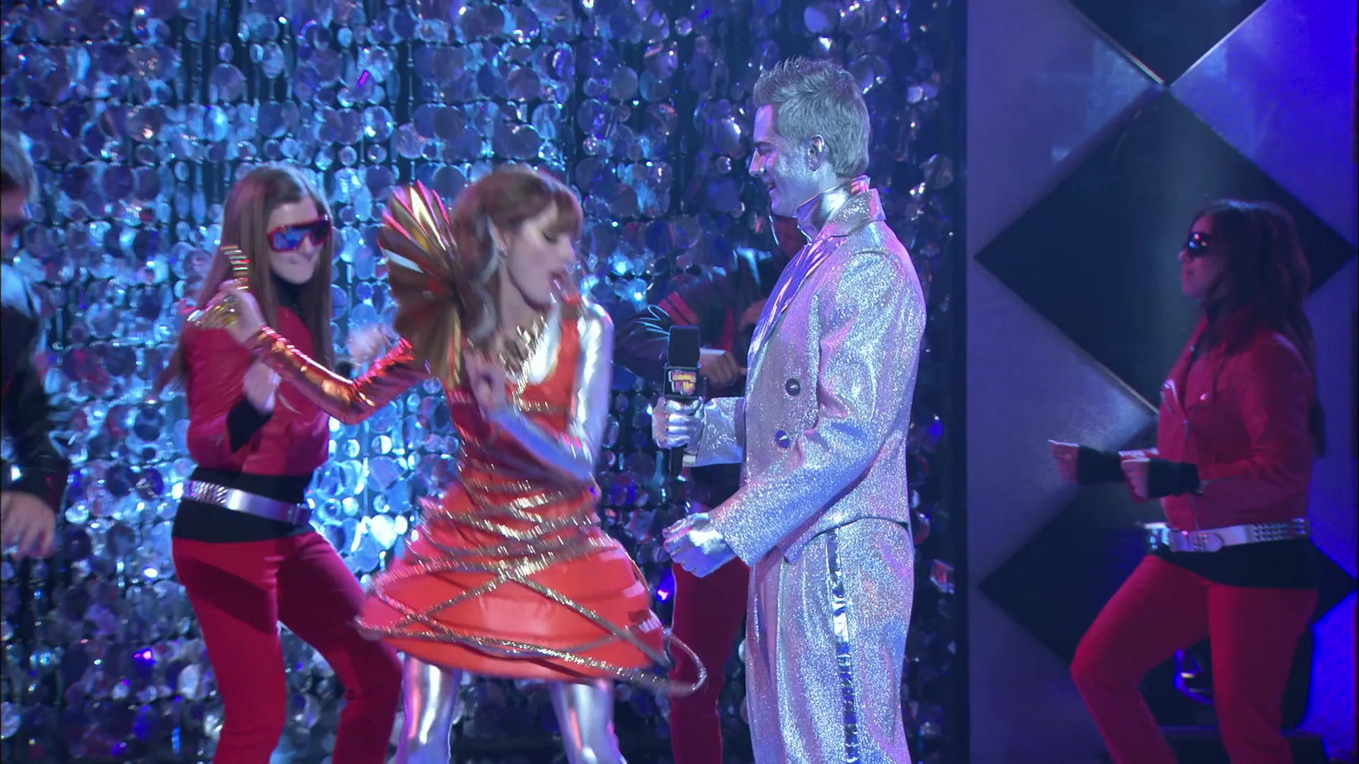 Shake_It_Up_S01E15_1080p_BTD_000990.jpg