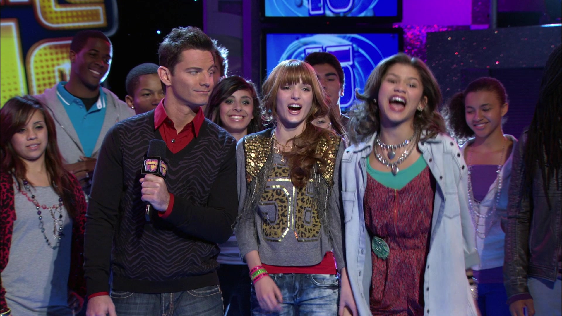 Shake_It_Up_S01E15_1080p_BTD_001489.jpg