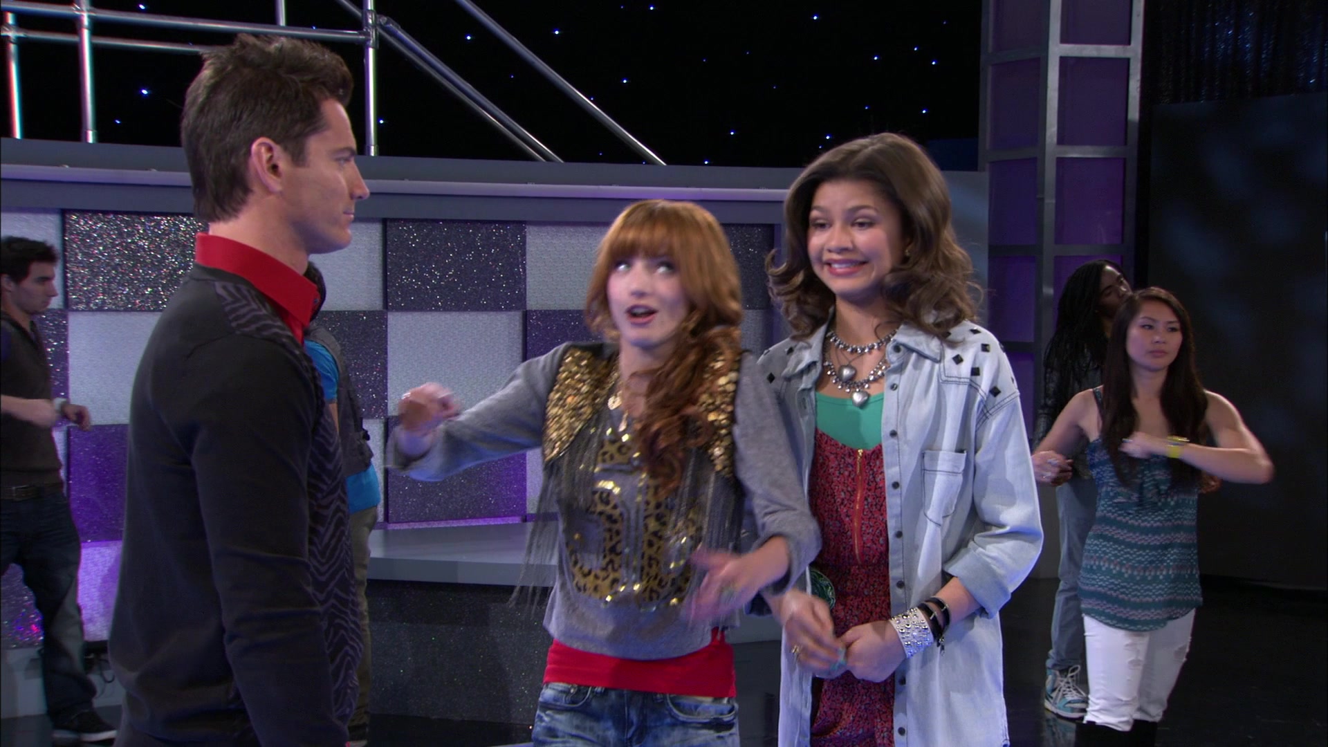 Shake_It_Up_S01E15_1080p_BTD_001590.jpg Shake_It_Up_S01E15_1080p_BTD_001590.jpg