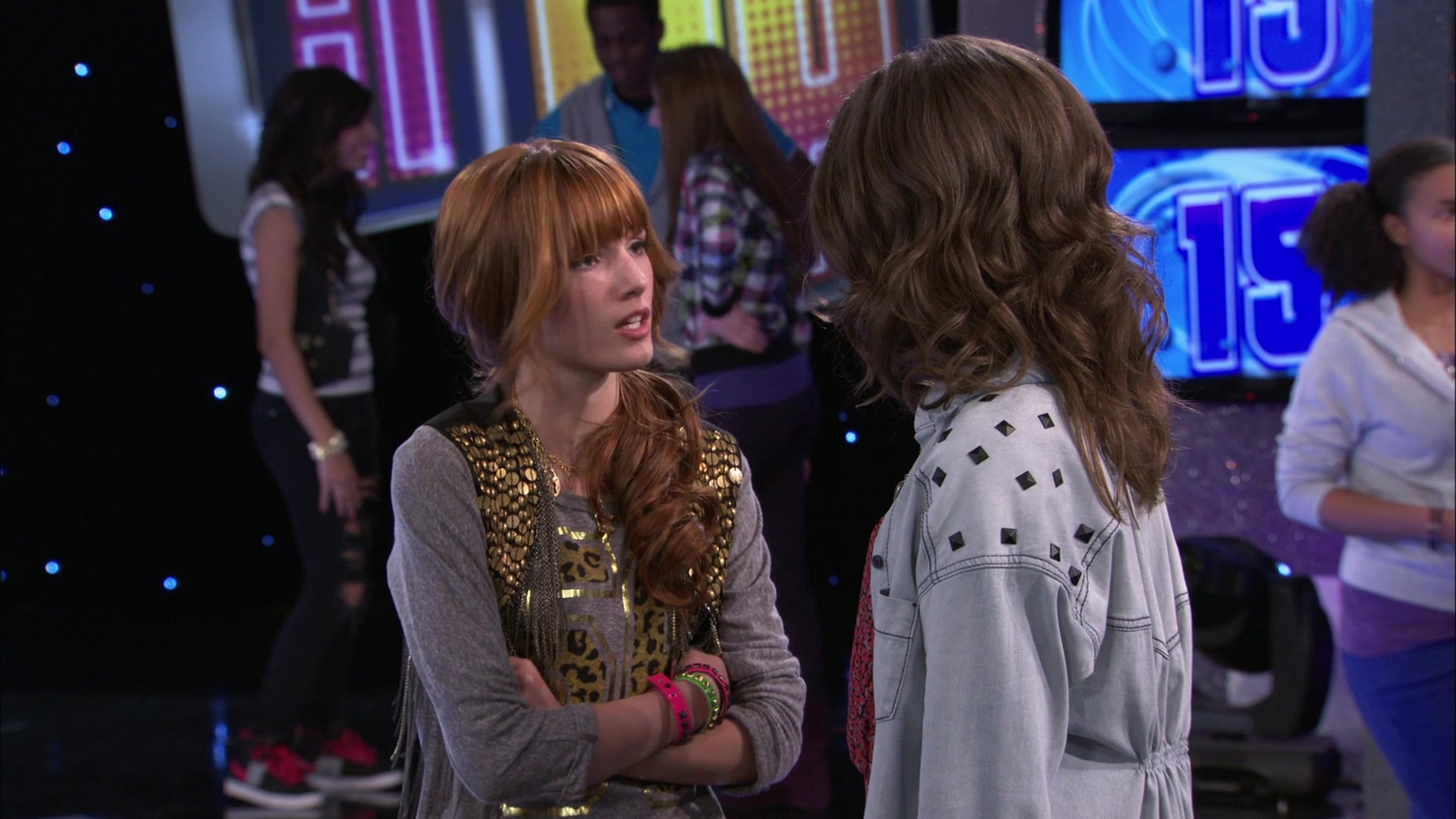 Shake_It_Up_S01E15_1080p_BTD_001676.jpg