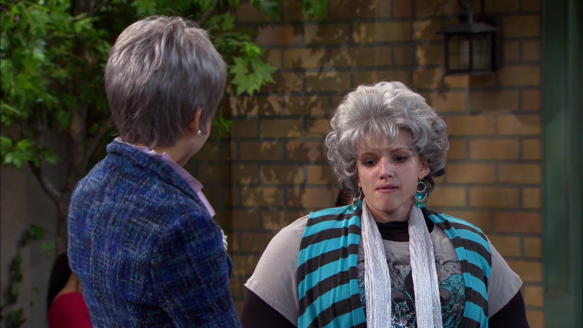Shake_It_Up_S01E15_1080p_BTD_001902.jpg
