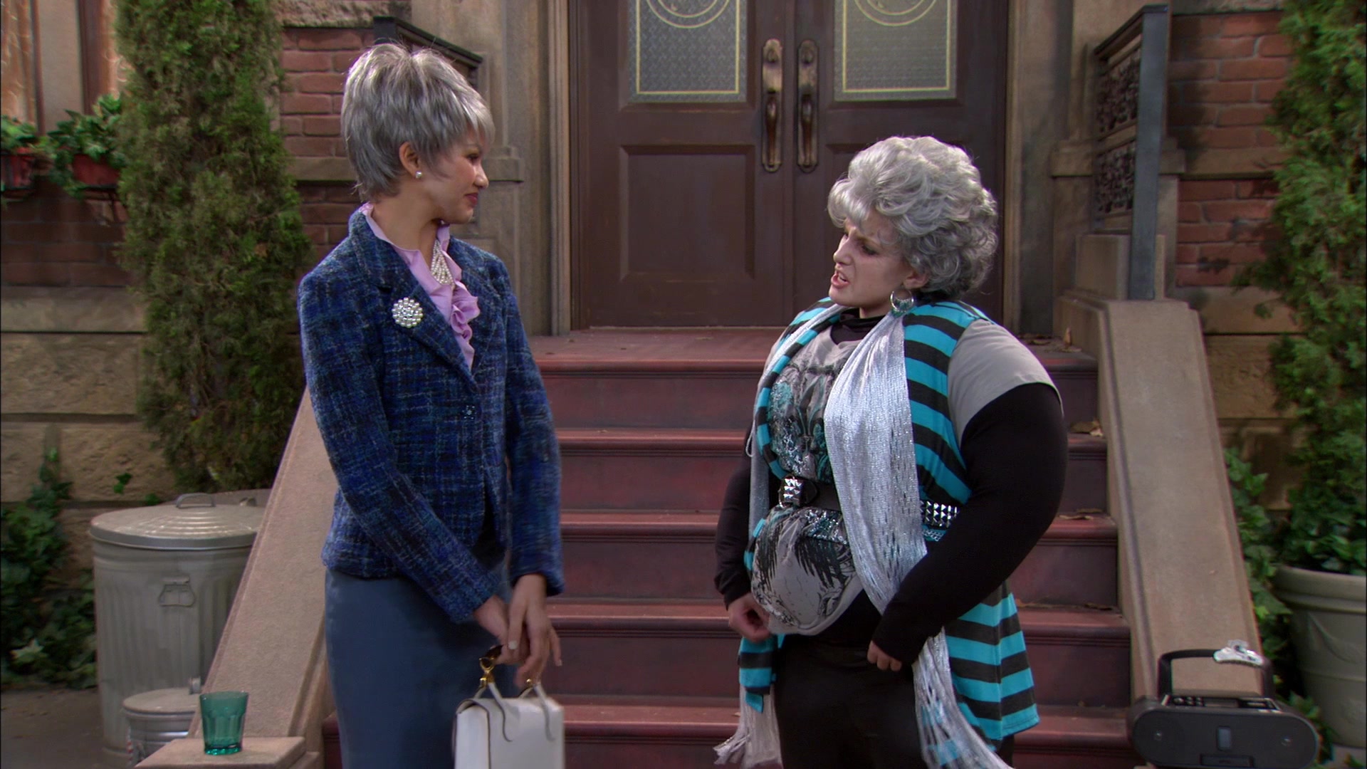 Shake_It_Up_S01E15_1080p_BTD_001952.jpg