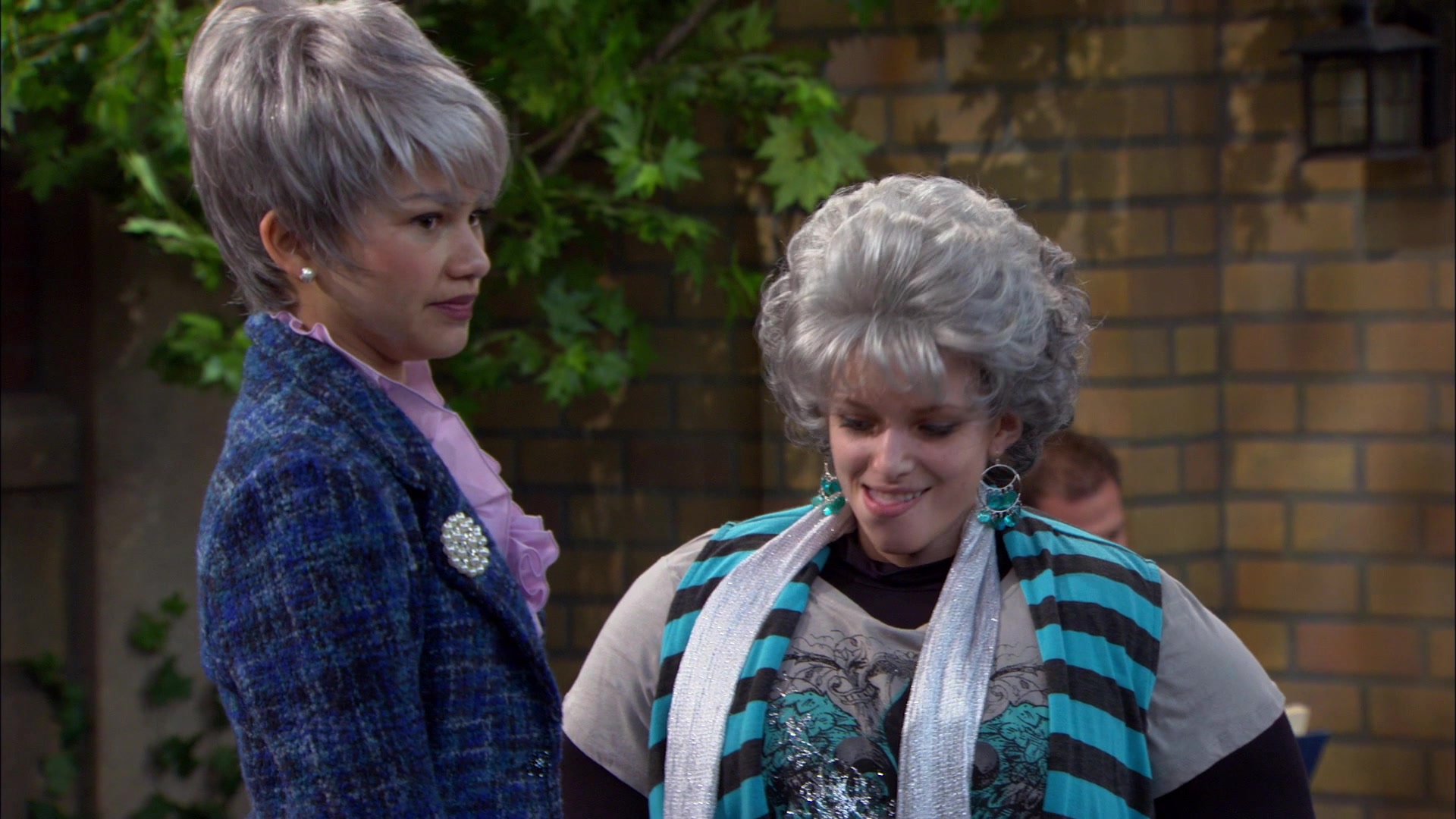 Shake_It_Up_S01E15_1080p_BTD_001987.jpg