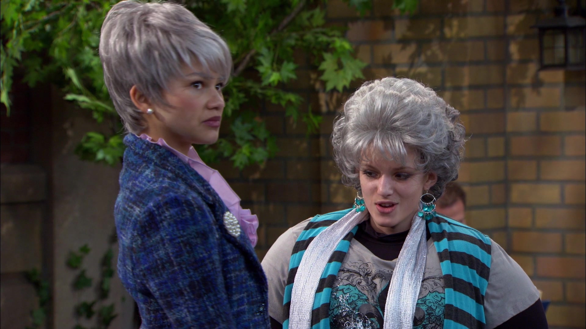 Shake_It_Up_S01E15_1080p_BTD_001990.jpg