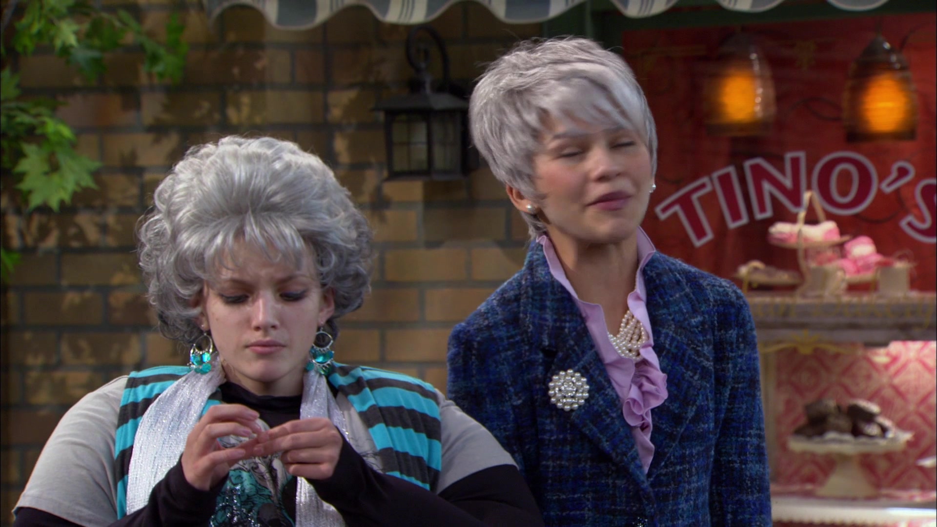 Shake_It_Up_S01E15_1080p_BTD_002008.jpg