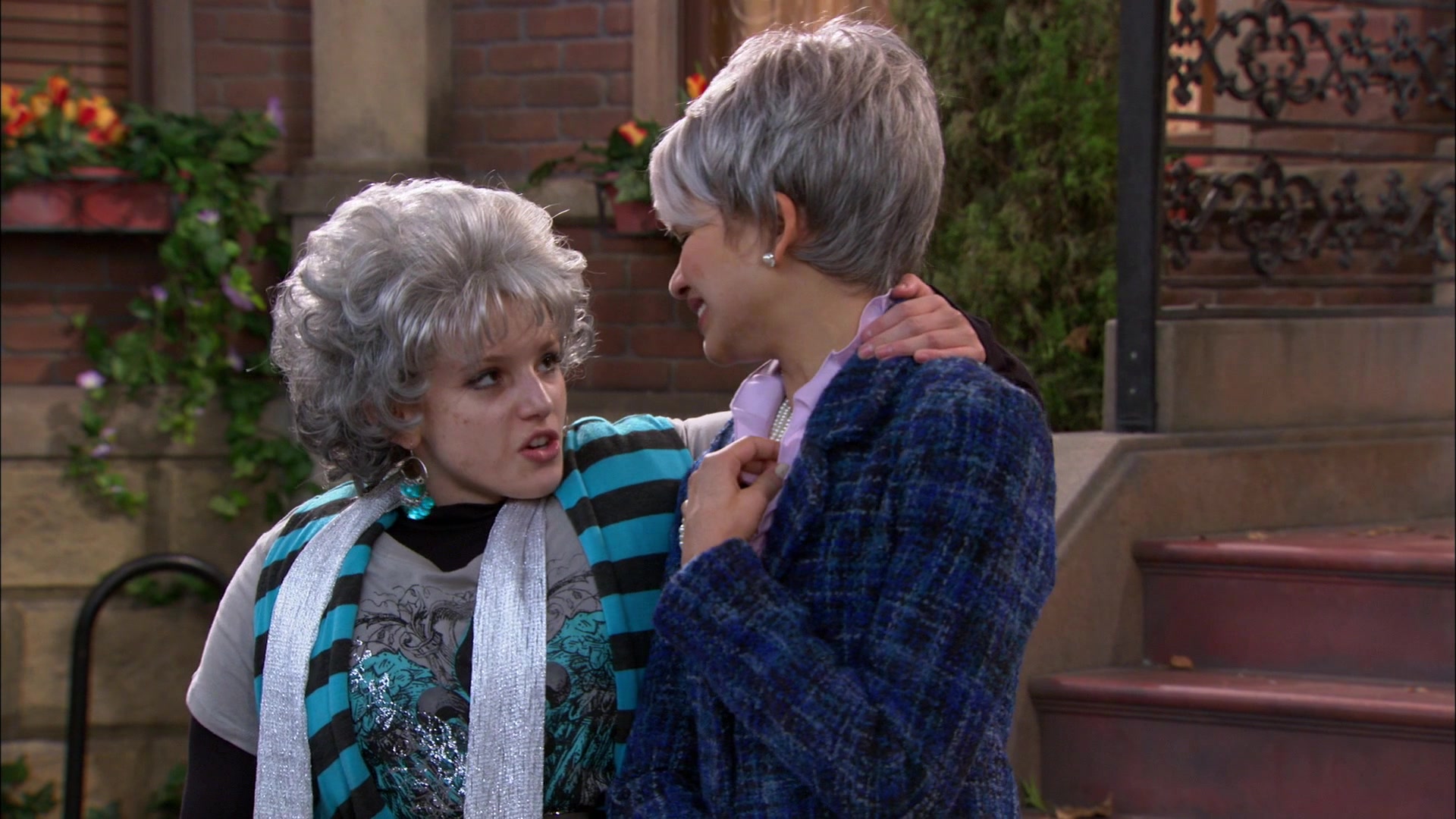 Shake_It_Up_S01E15_1080p_BTD_002030.jpg