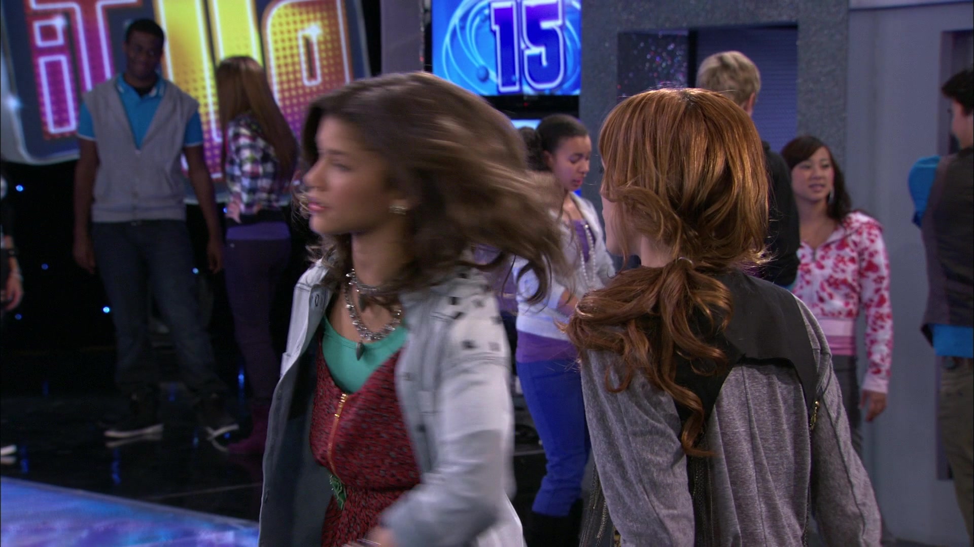 Shake_It_Up_S01E15_1080p_BTD_002054.jpg