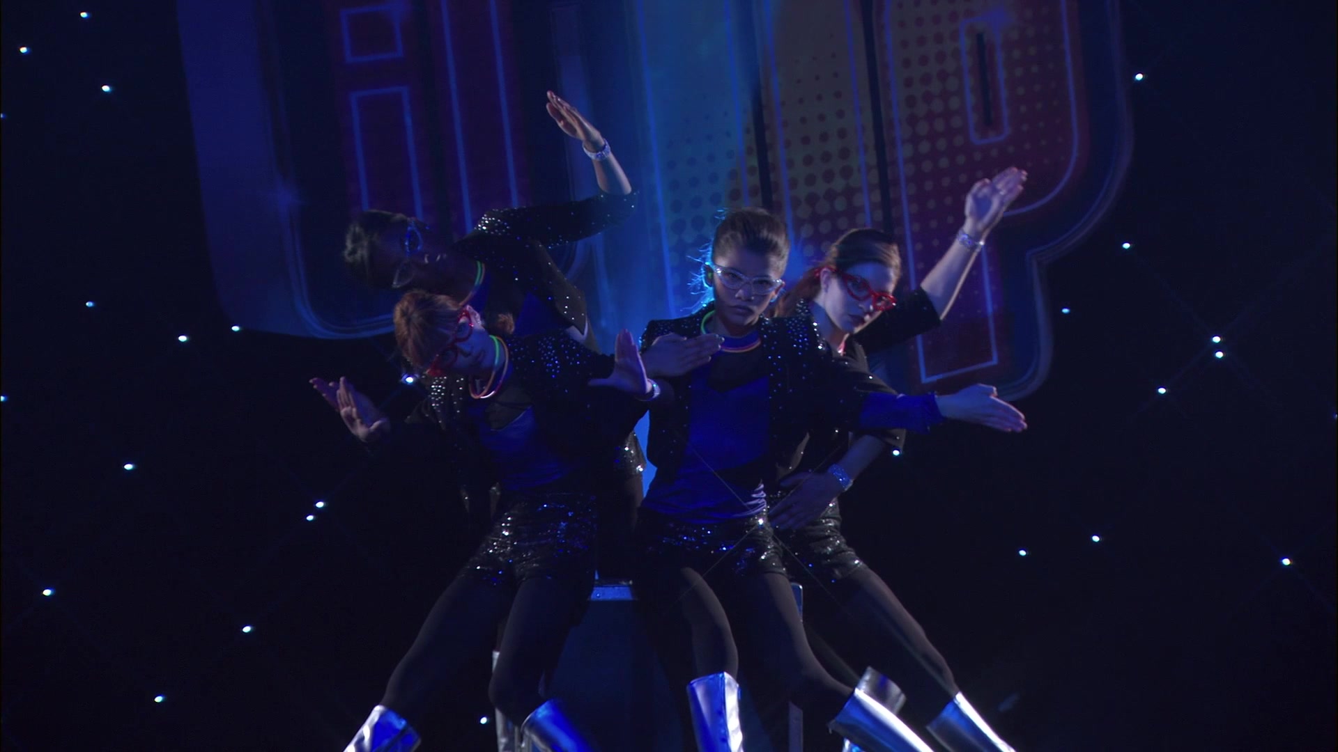 Shake_It_Up_S01E15_1080p_BTD_002836.jpg
