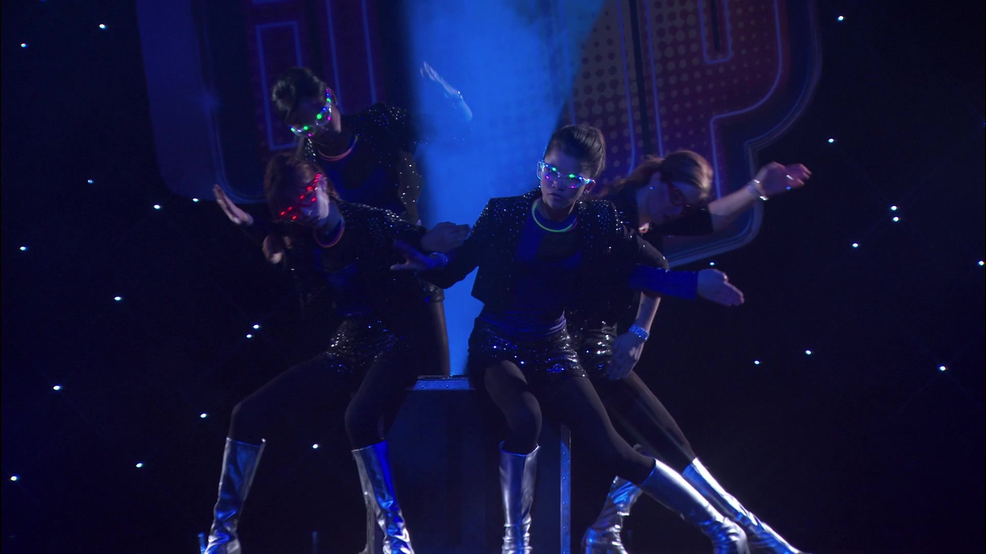 Shake_It_Up_S01E15_1080p_BTD_002842.jpg