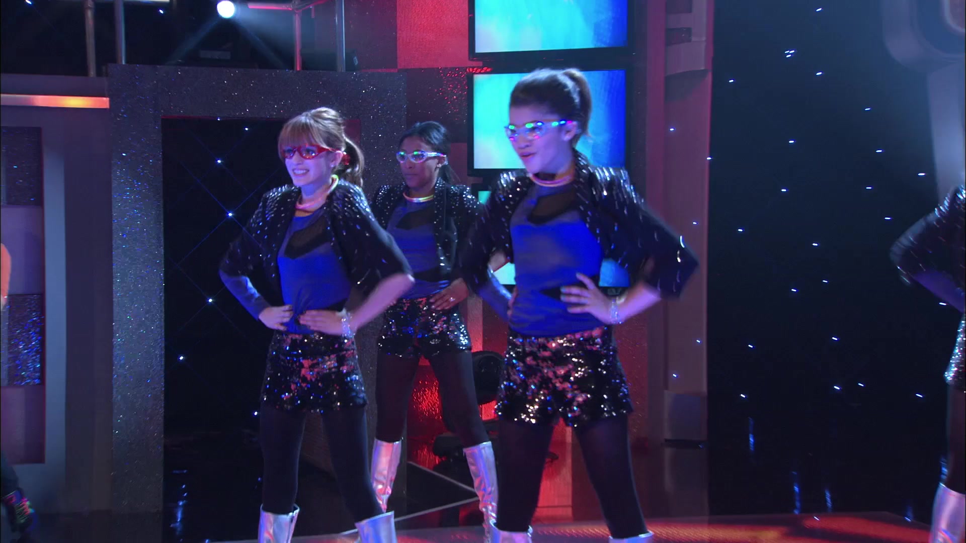 Shake_It_Up_S01E15_1080p_BTD_002858.jpg