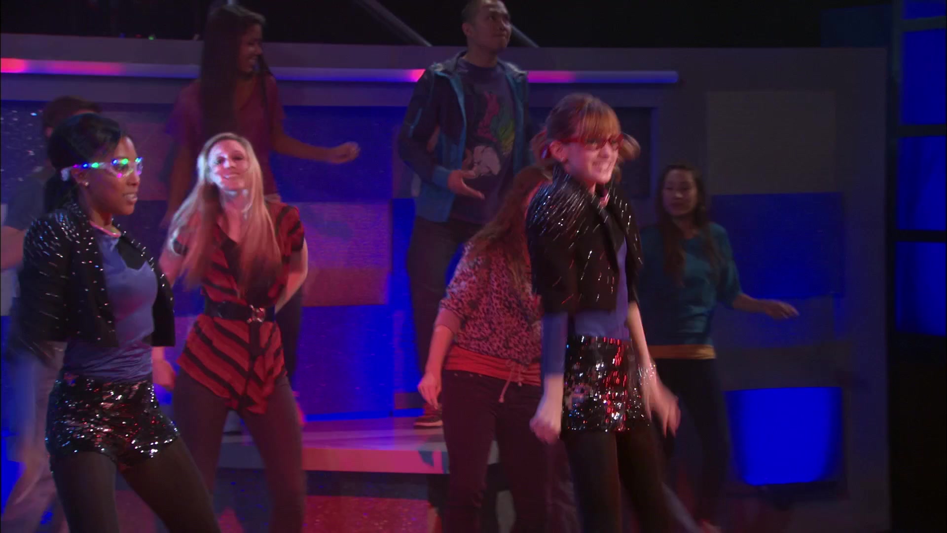 Shake_It_Up_S01E15_1080p_BTD_002894.jpg
