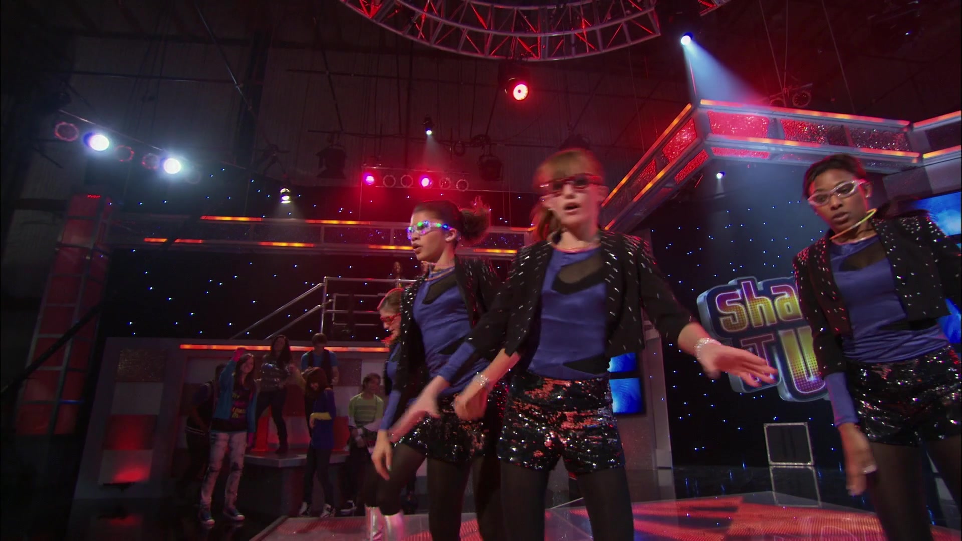 Shake_It_Up_S01E15_1080p_BTD_002958.jpg