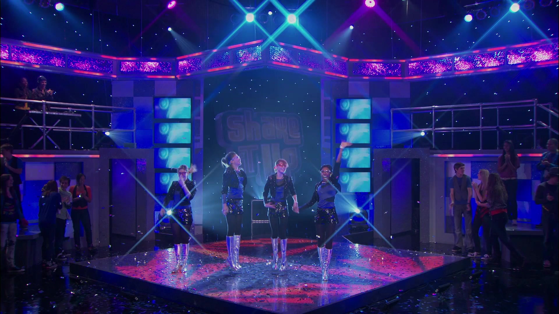 Shake_It_Up_S01E15_1080p_BTD_002999.jpg