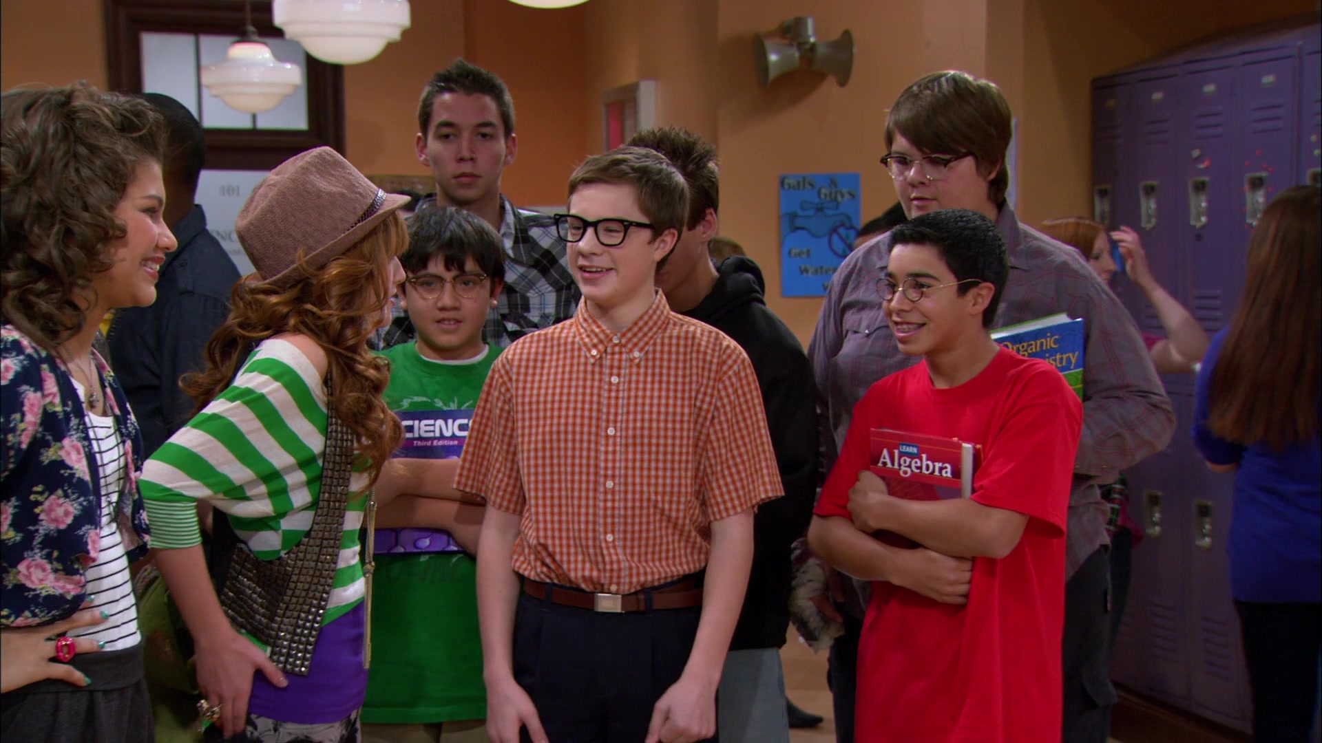 Shake_It_Up_S01E16_1080p_BTD_000031.jpg