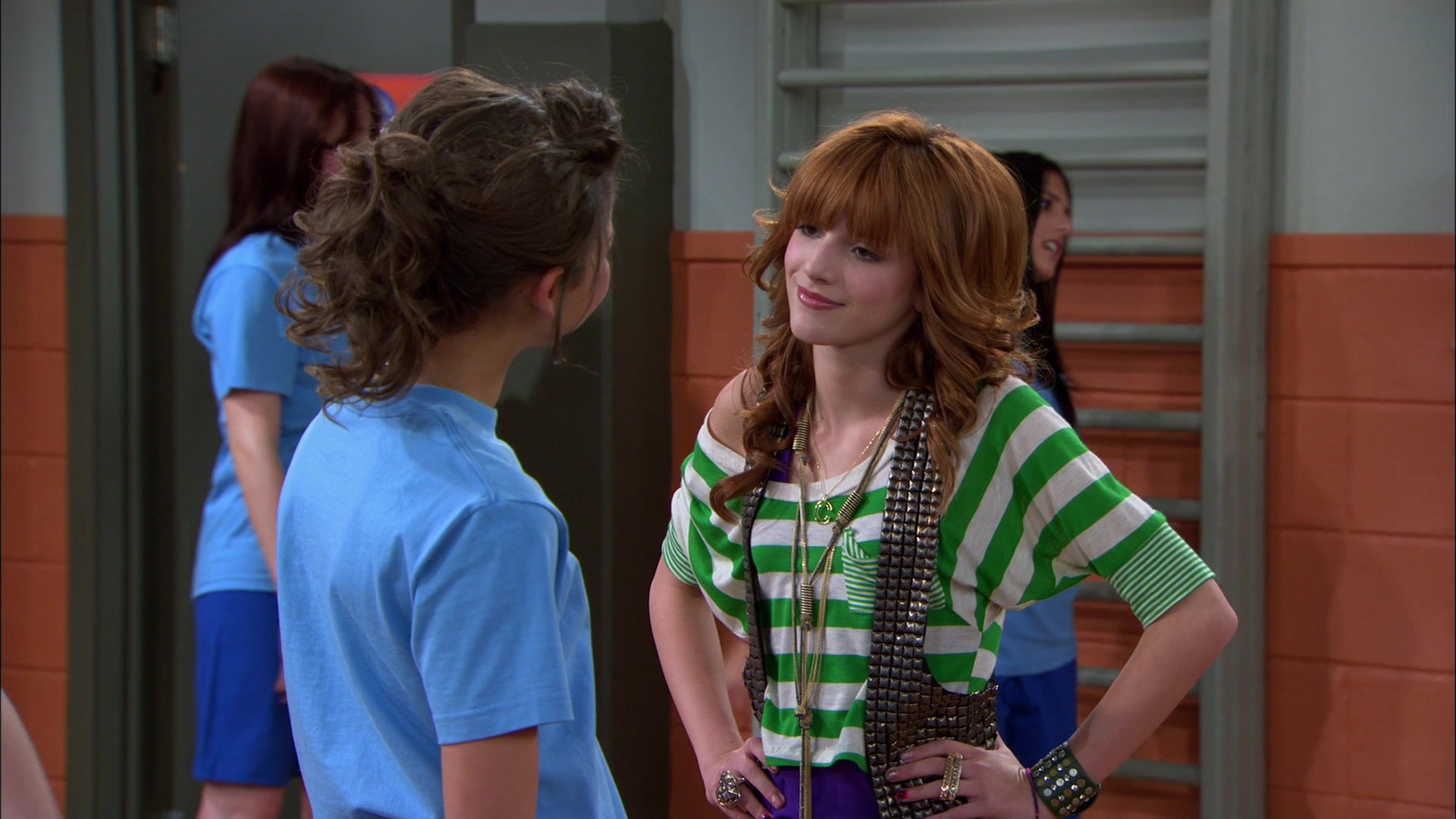 Shake_It_Up_S01E16_1080p_BTD_000566.jpg