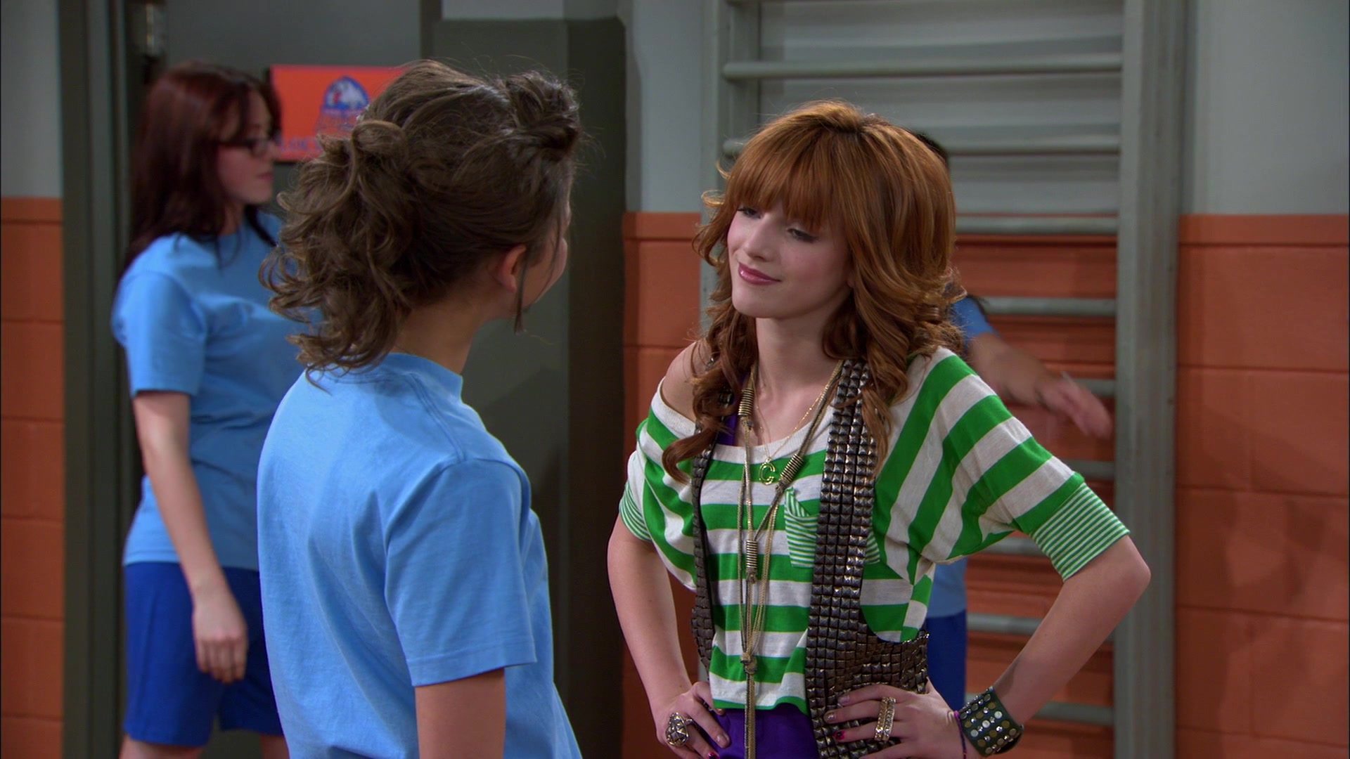 Shake_It_Up_S01E16_1080p_BTD_000567.jpg
