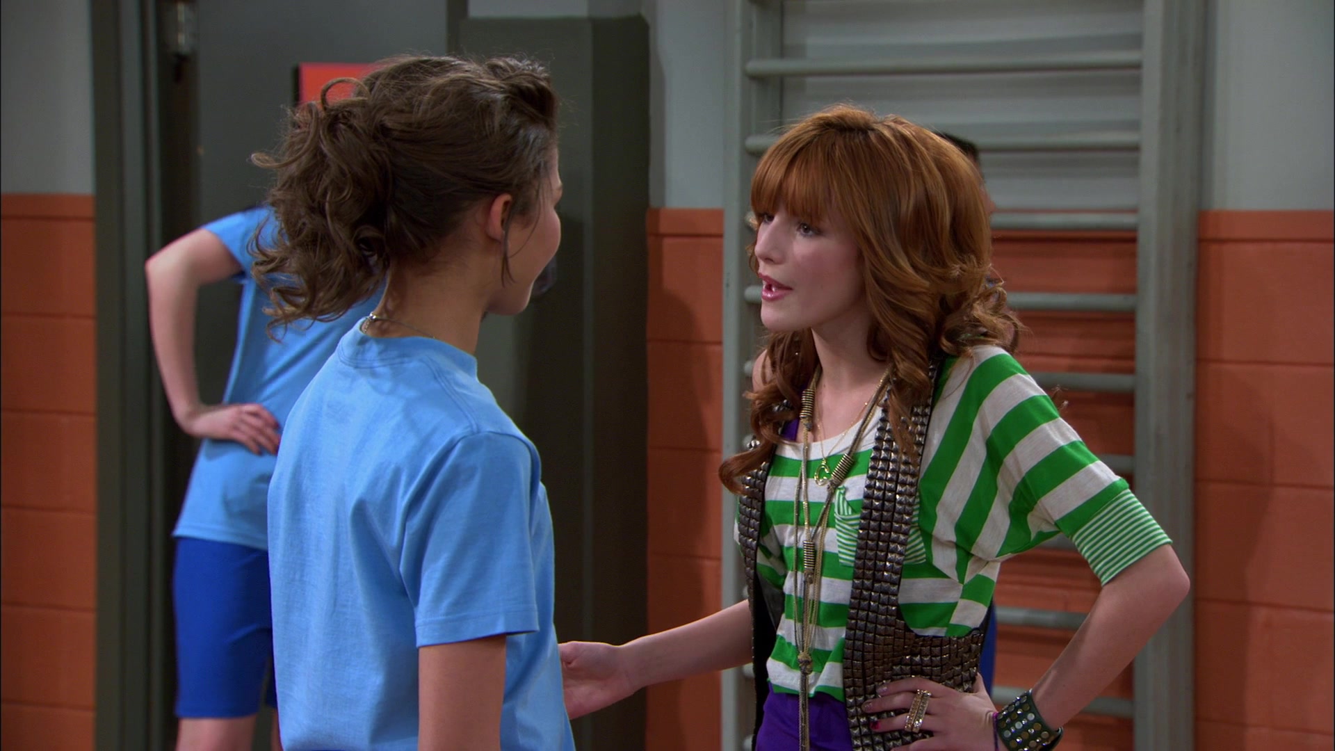 Shake_It_Up_S01E16_1080p_BTD_000577.jpg