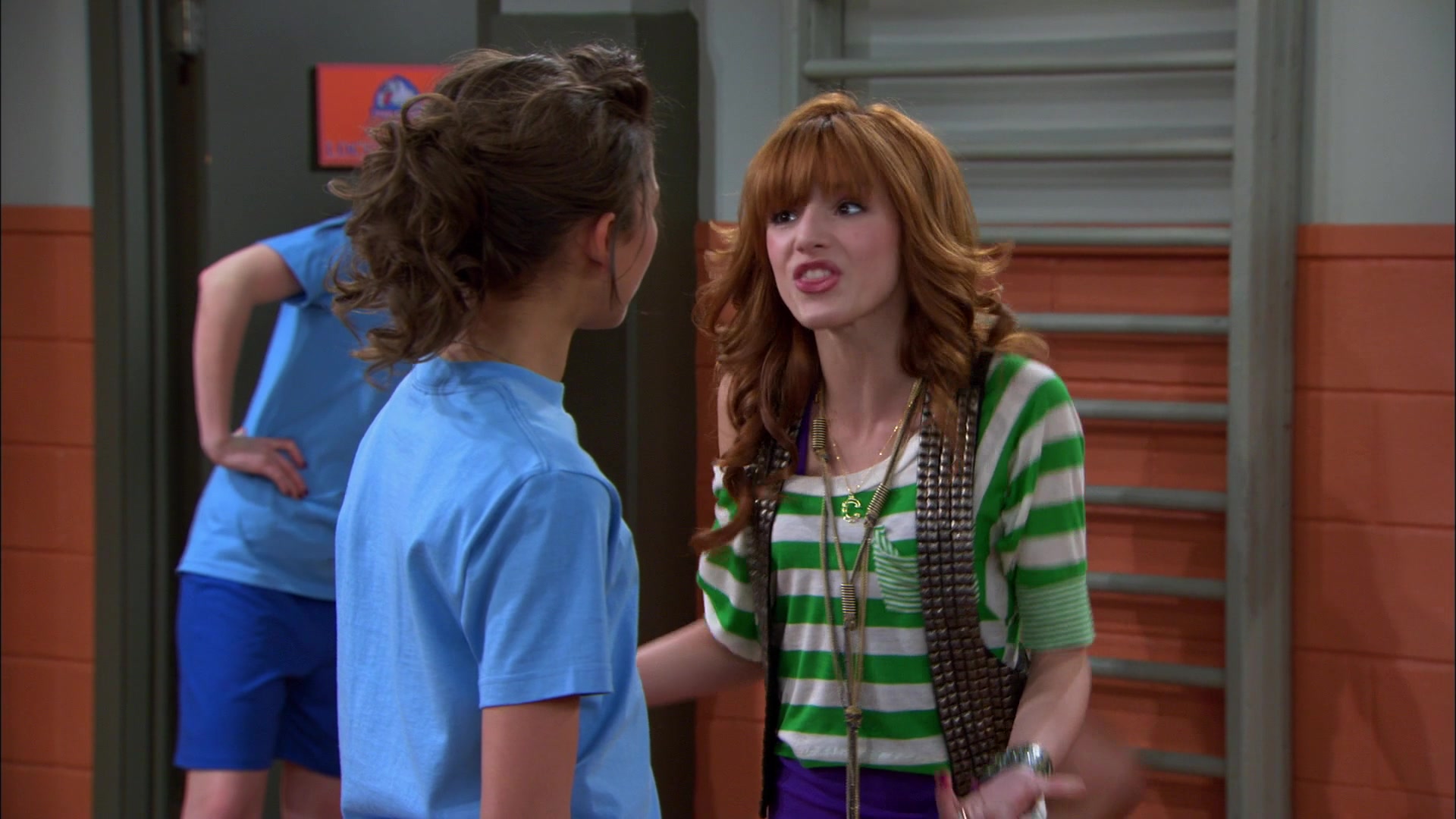 Shake_It_Up_S01E16_1080p_BTD_000585.jpg Shake_It_Up_S01E16_1080p_BTD_000585.jpg
