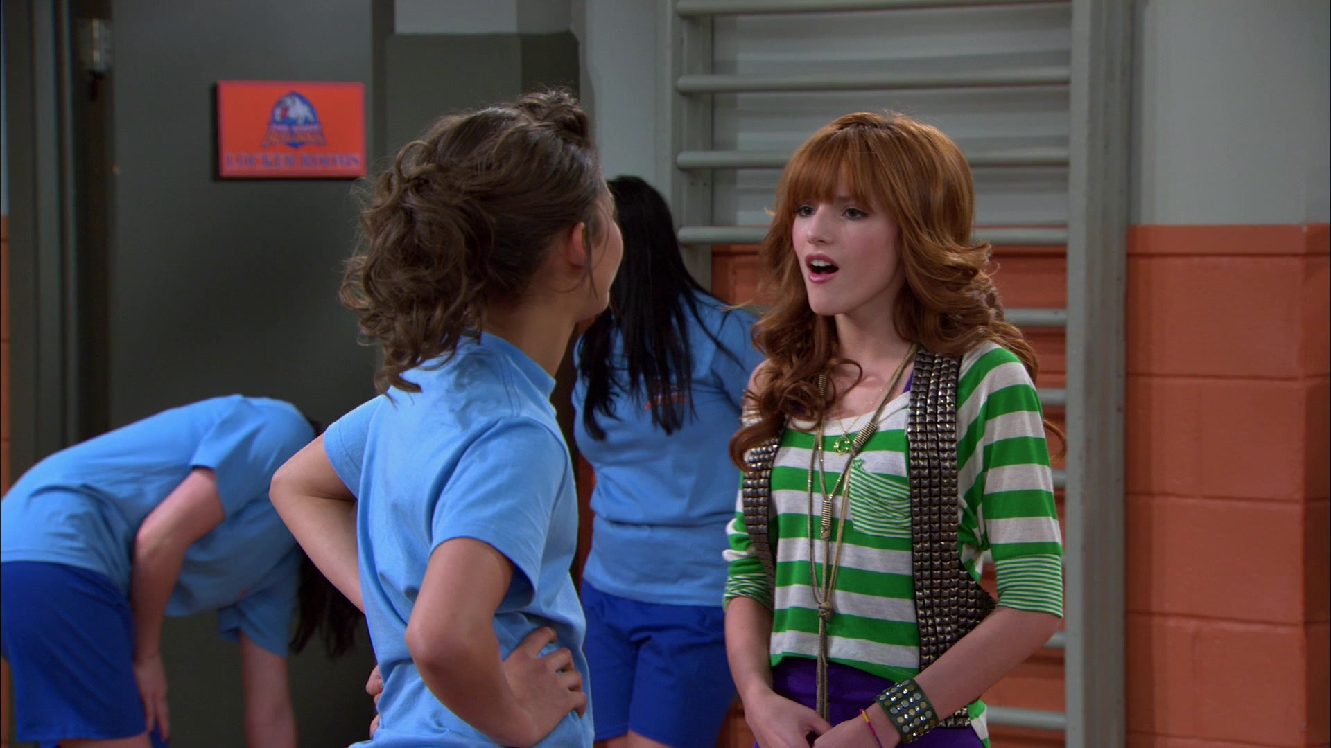 Shake_It_Up_S01E16_1080p_BTD_000613.jpg