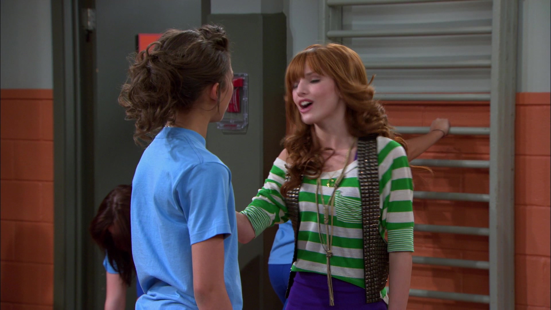 Shake_It_Up_S01E16_1080p_BTD_000631.jpg Shake_It_Up_S01E16_1080p_BTD_000631.jpg