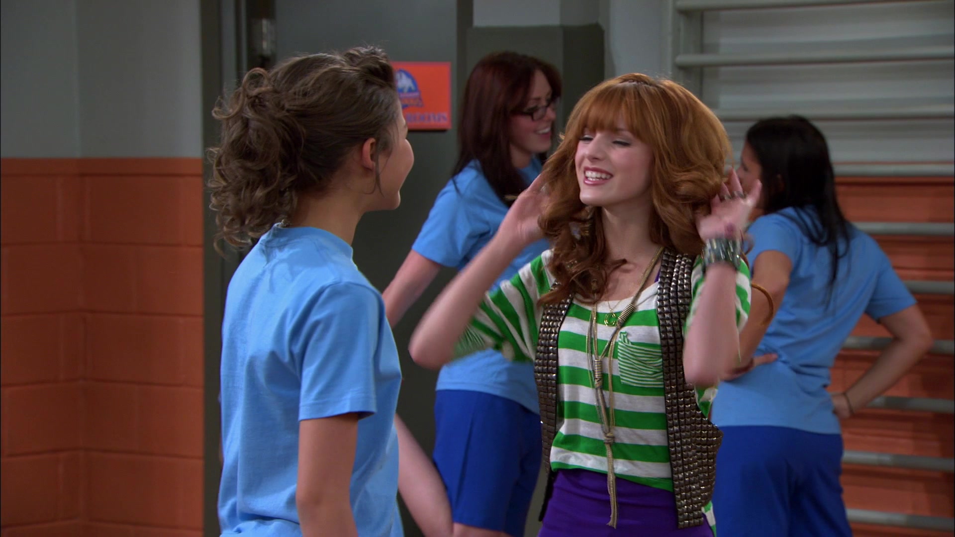 Shake_It_Up_S01E16_1080p_BTD_000665.jpg Shake_It_Up_S01E16_1080p_BTD_000665.jpg