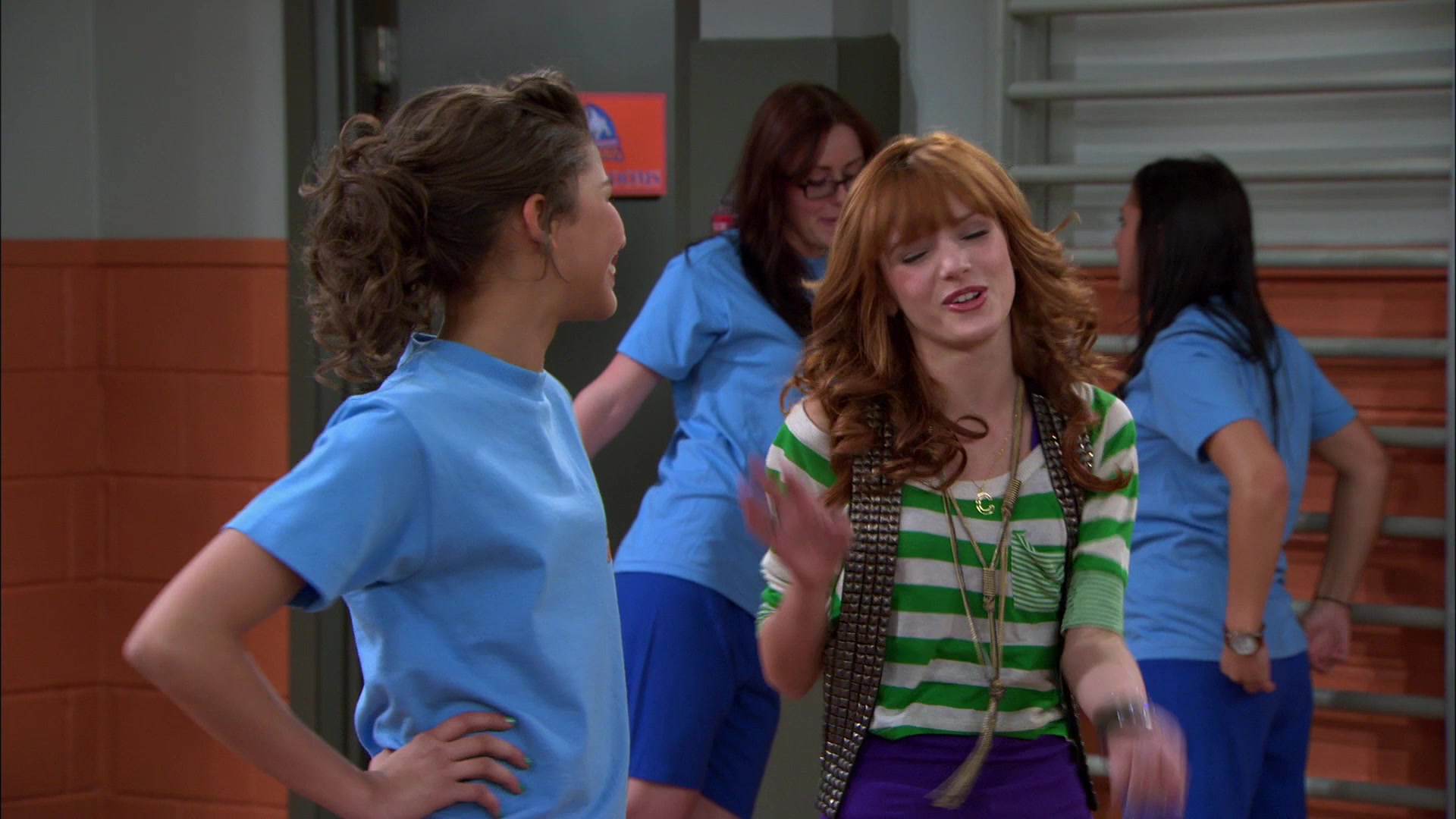 Shake_It_Up_S01E16_1080p_BTD_000668.jpg