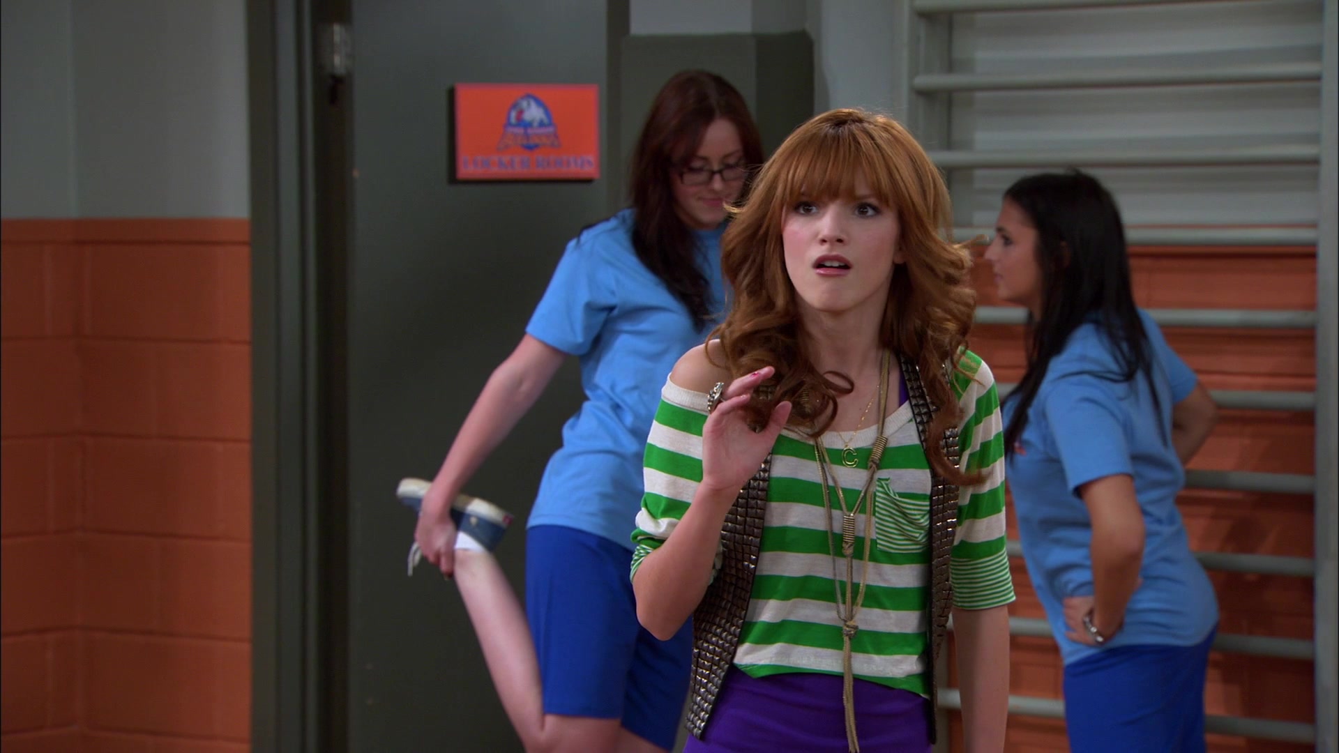 Shake_It_Up_S01E16_1080p_BTD_000673.jpg
