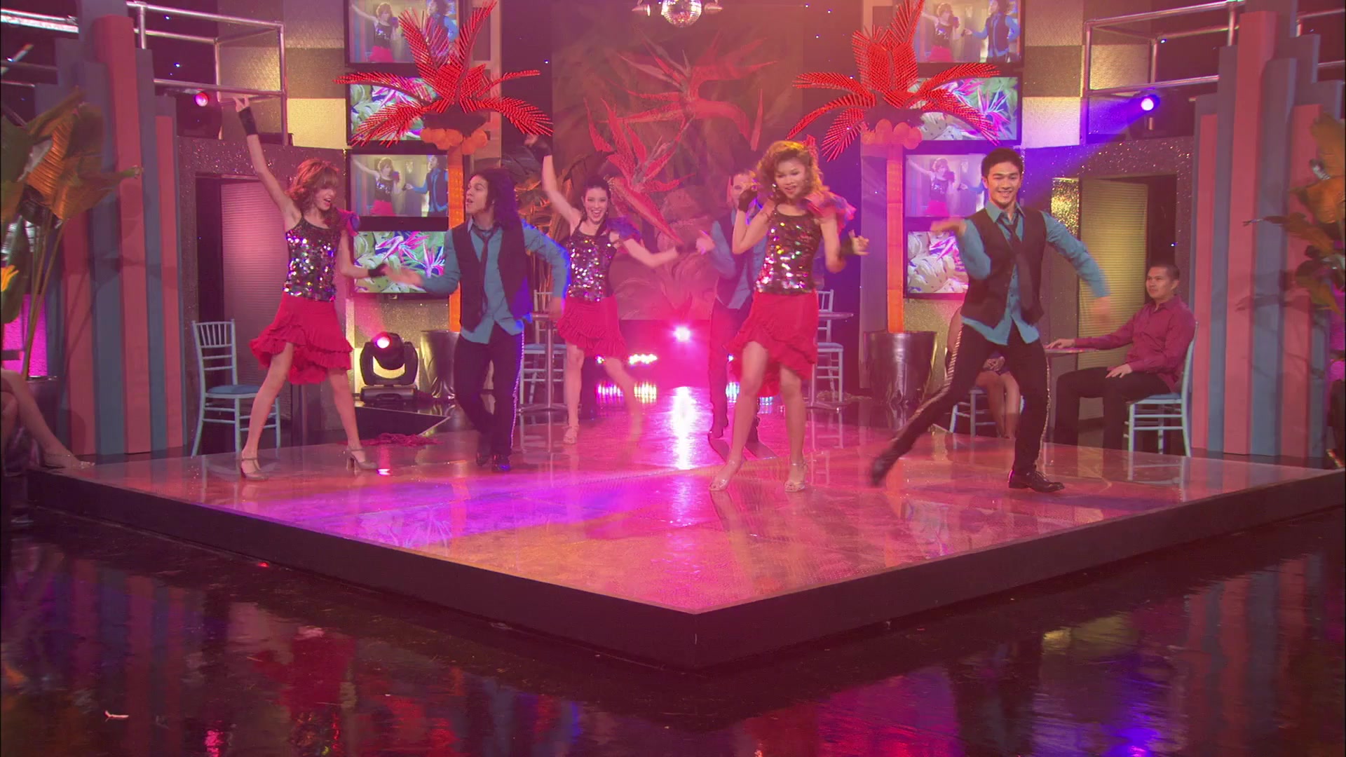 Shake_It_Up_S01E16_1080p_BTD_001006.jpg