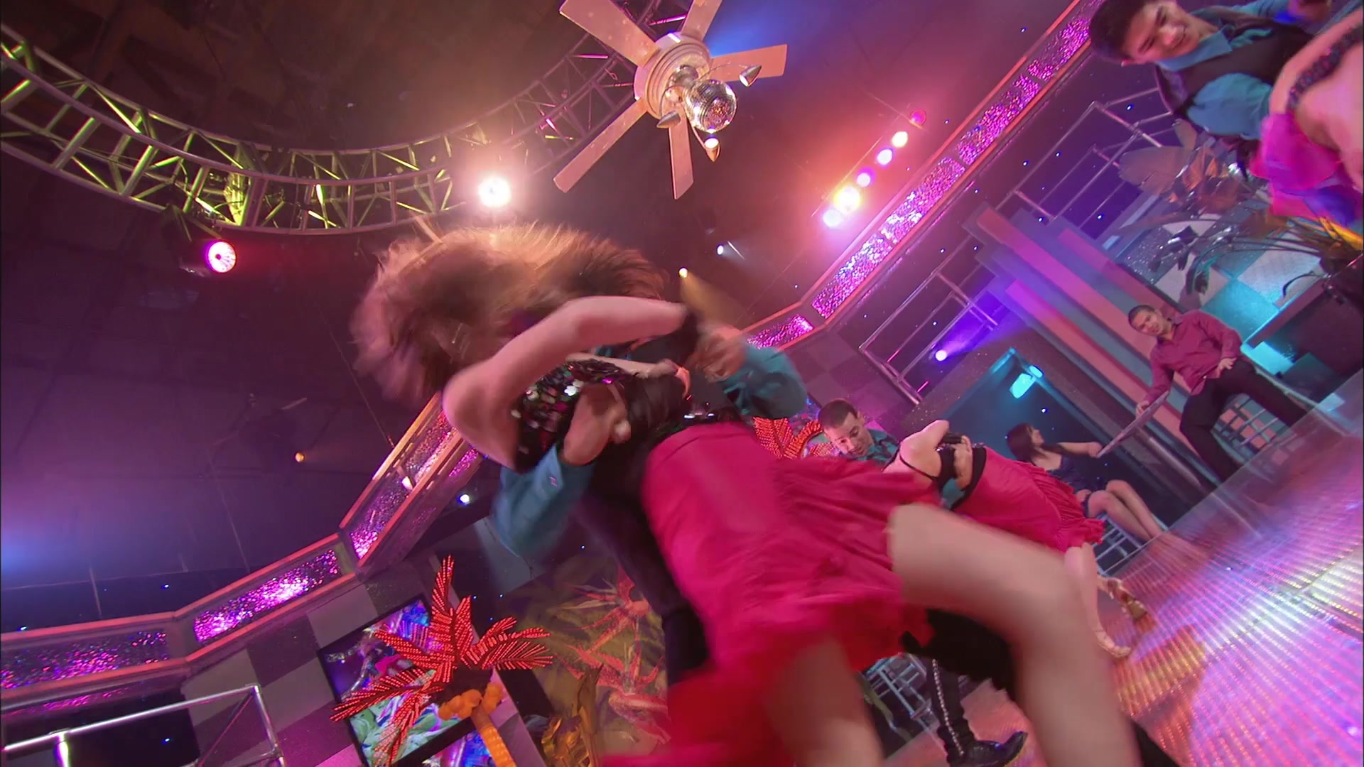 Shake_It_Up_S01E16_1080p_BTD_001037.jpg Shake_It_Up_S01E16_1080p_BTD_001037.jpg