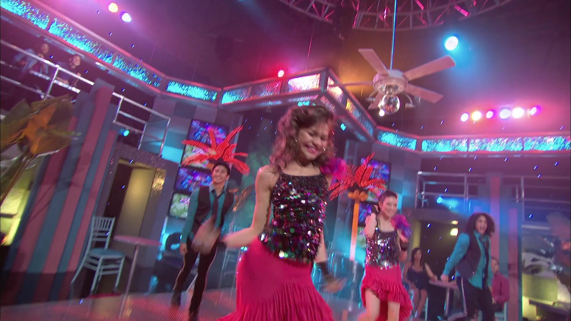 Shake_It_Up_S01E16_1080p_BTD_001087.jpg Shake_It_Up_S01E16_1080p_BTD_001087.jpg