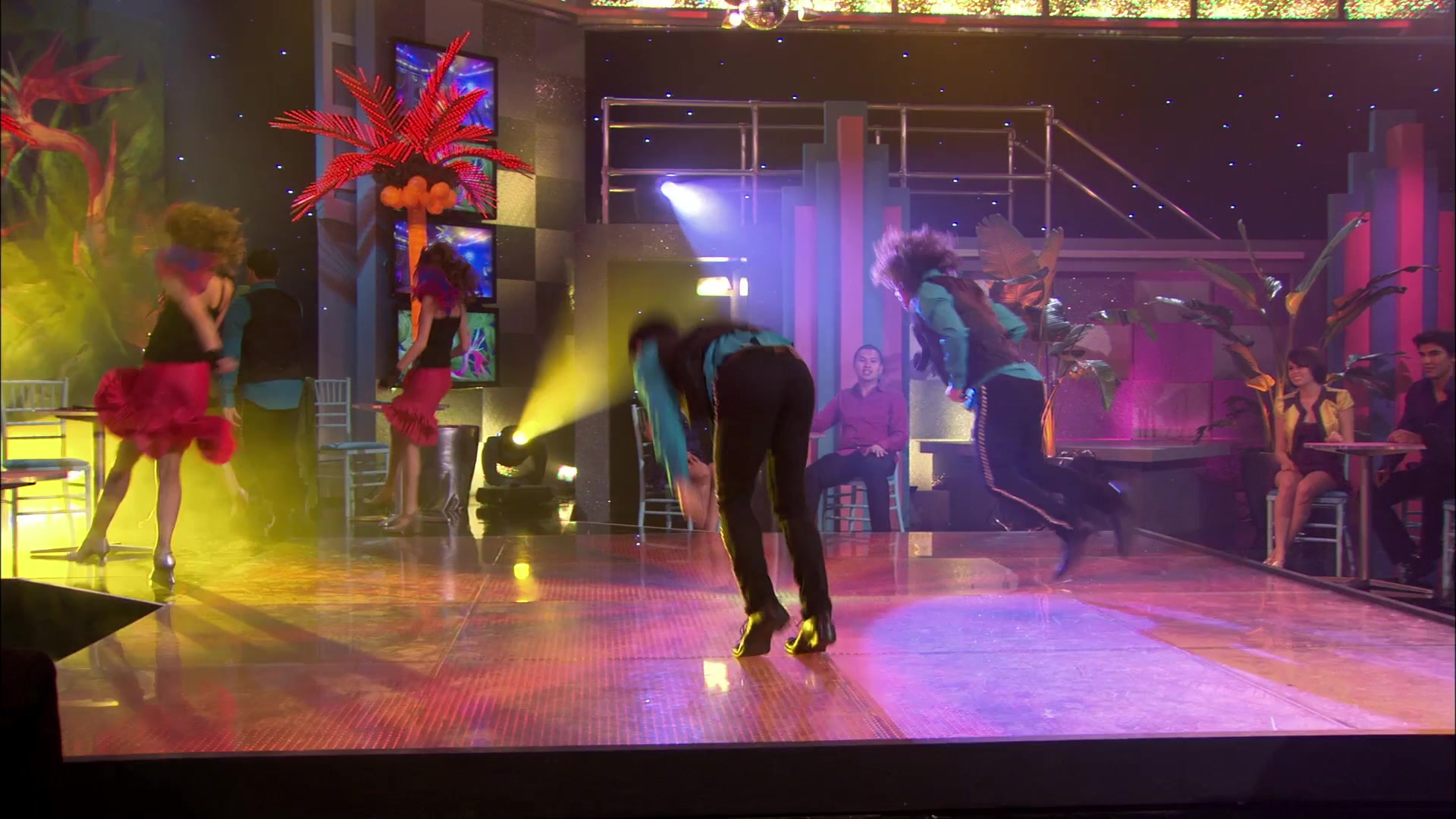Shake_It_Up_S01E16_1080p_BTD_001109.jpg