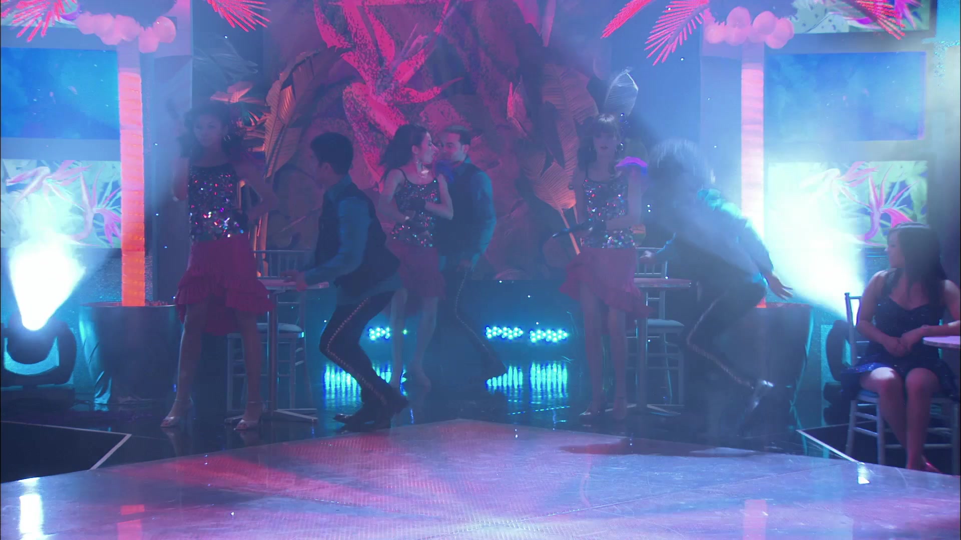 Shake_It_Up_S01E16_1080p_BTD_001112.jpg Shake_It_Up_S01E16_1080p_BTD_001112.jpg