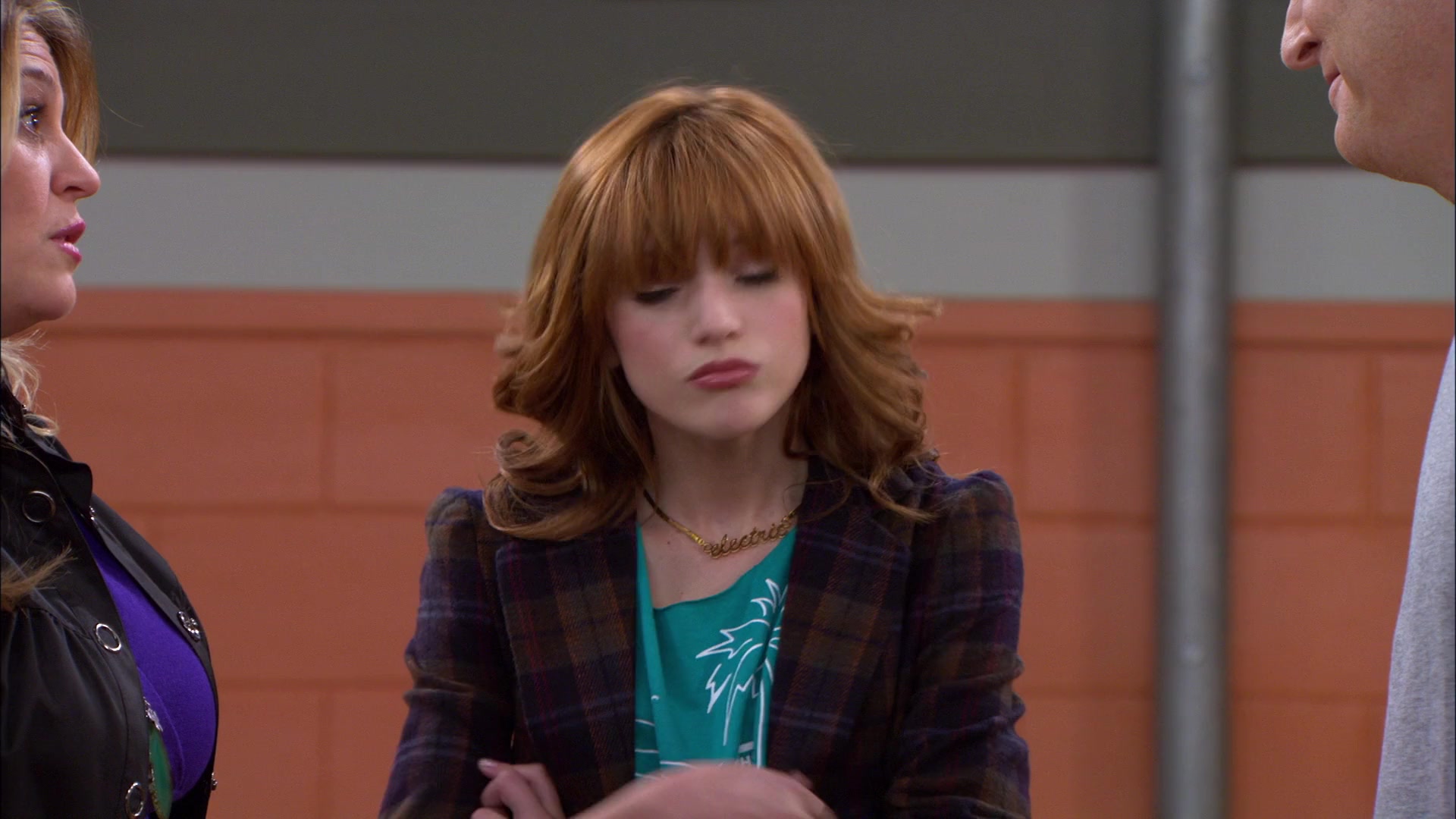 Shake_It_Up_S01E16_1080p_BTD_001623.jpg