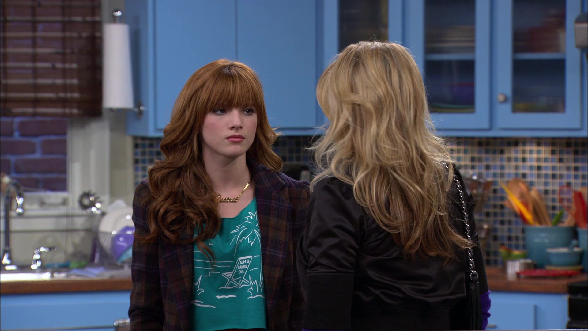 Shake_It_Up_S01E16_1080p_BTD_001703.jpg