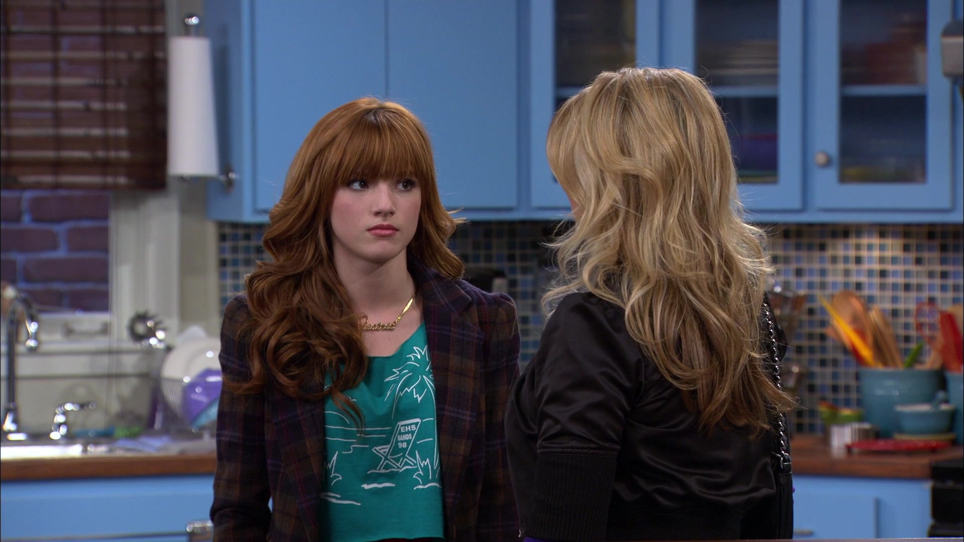 Shake_It_Up_S01E16_1080p_BTD_001710.jpg