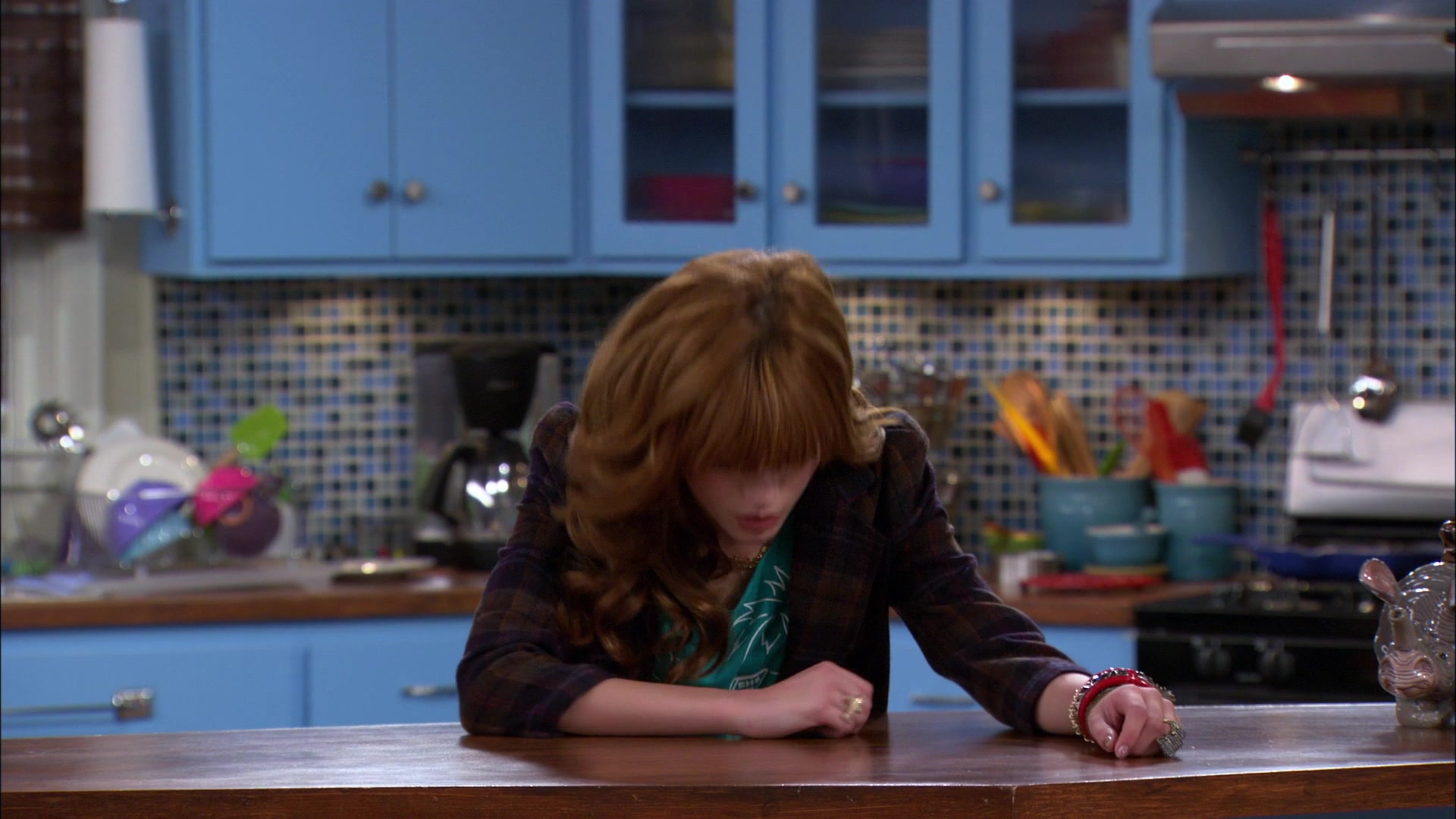 Shake_It_Up_S01E16_1080p_BTD_001733.jpg