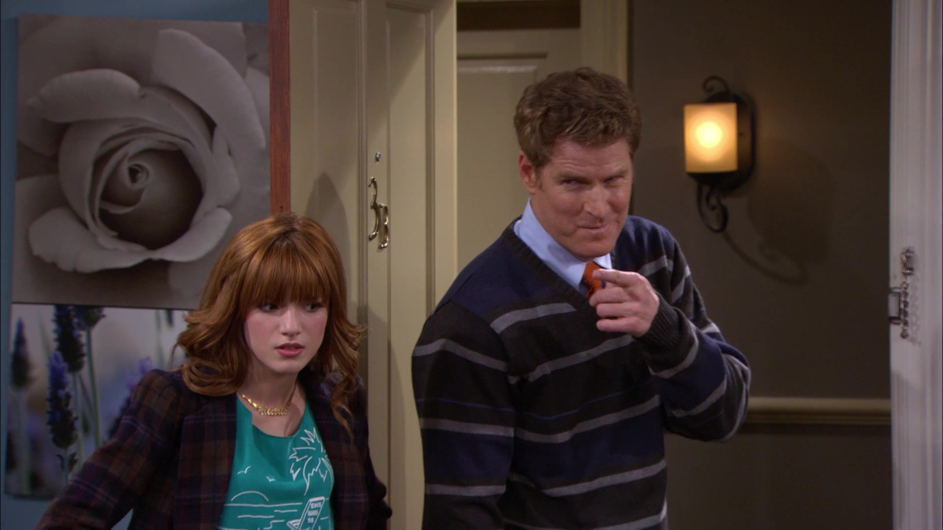Shake_It_Up_S01E16_1080p_BTD_002086.jpg