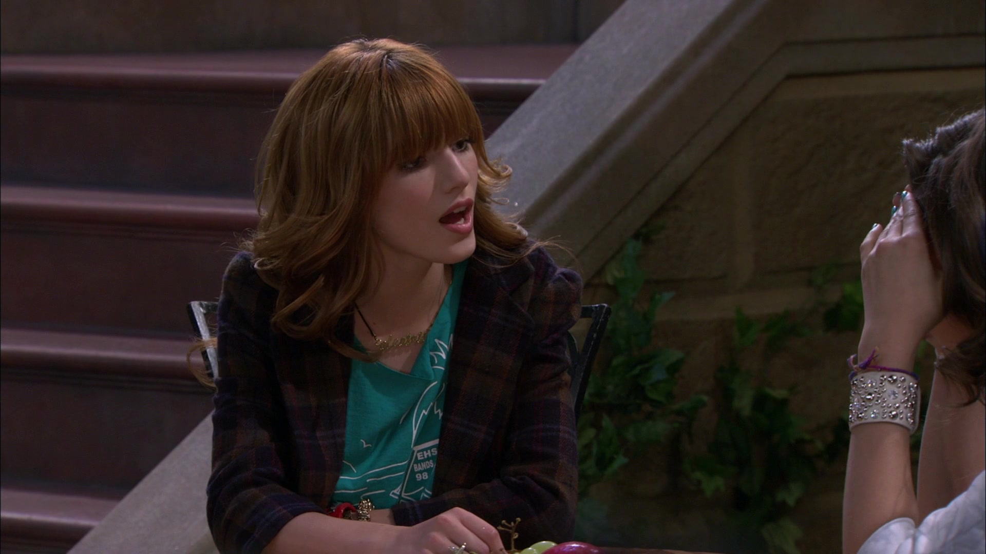 Shake_It_Up_S01E16_1080p_BTD_002108.jpg