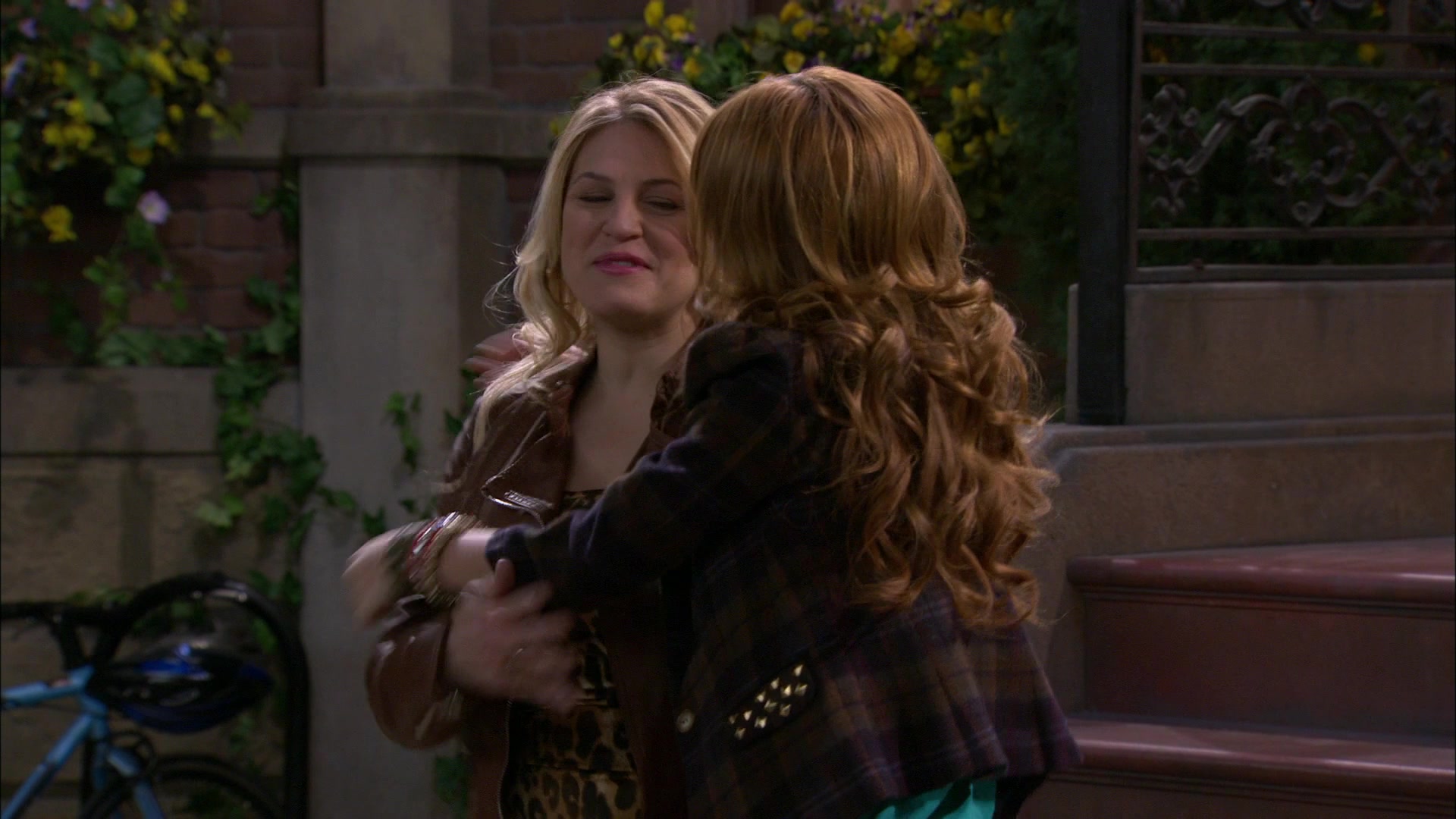 Shake_It_Up_S01E16_1080p_BTD_002192.jpg