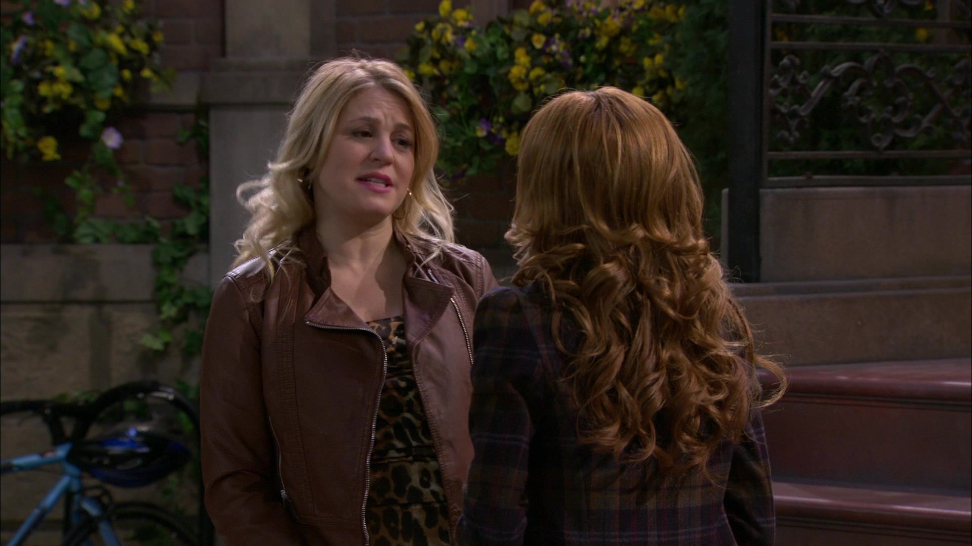 Shake_It_Up_S01E16_1080p_BTD_002201.jpg