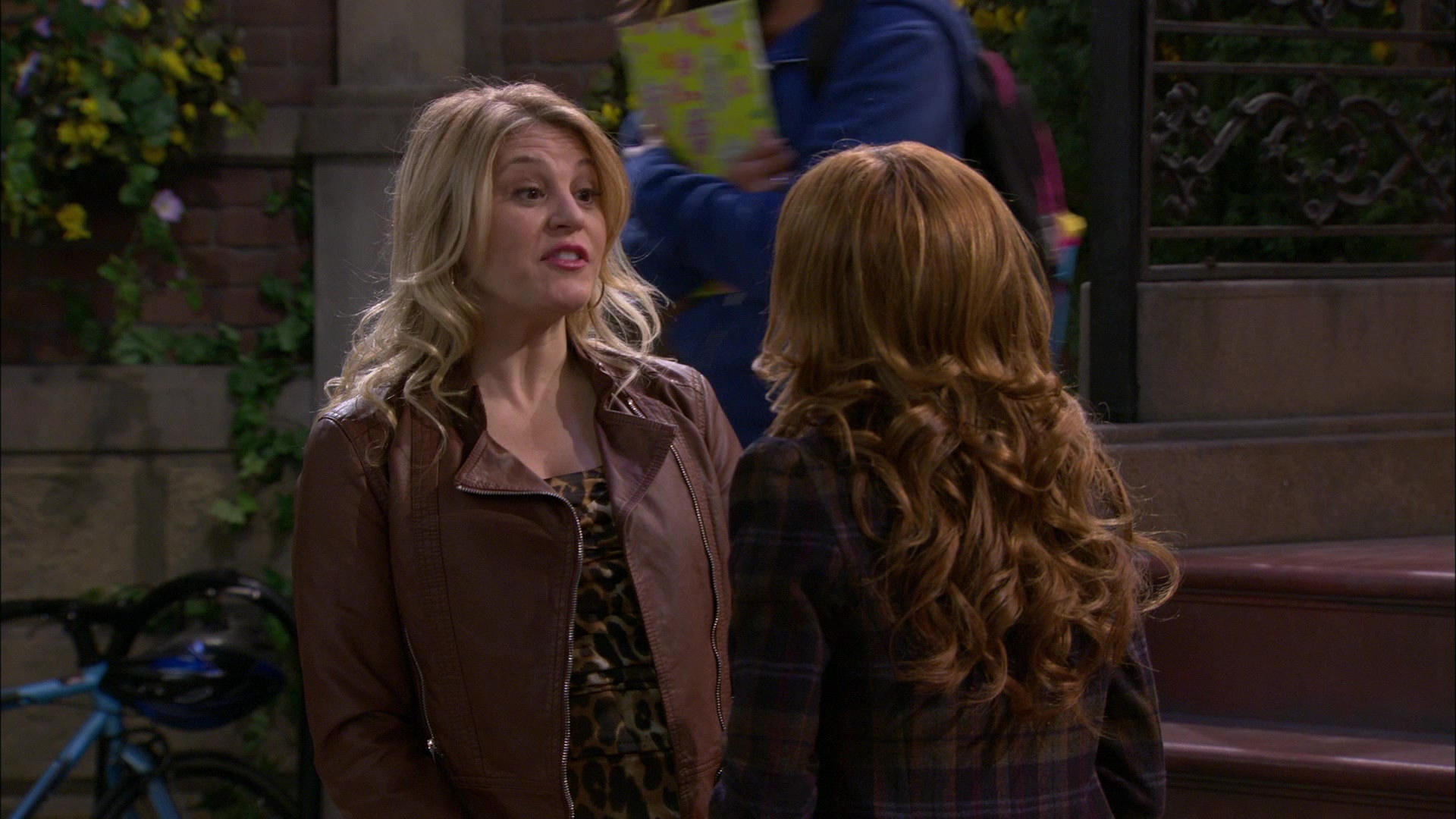 Shake_It_Up_S01E16_1080p_BTD_002206.jpg