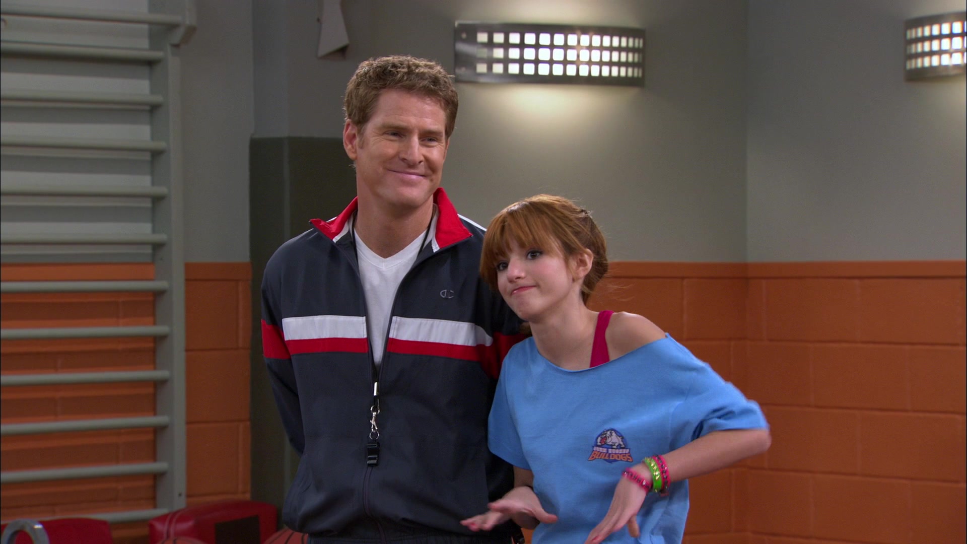 Shake_It_Up_S01E16_1080p_BTD_002573.jpg Shake_It_Up_S01E16_1080p_BTD_002573.jpg