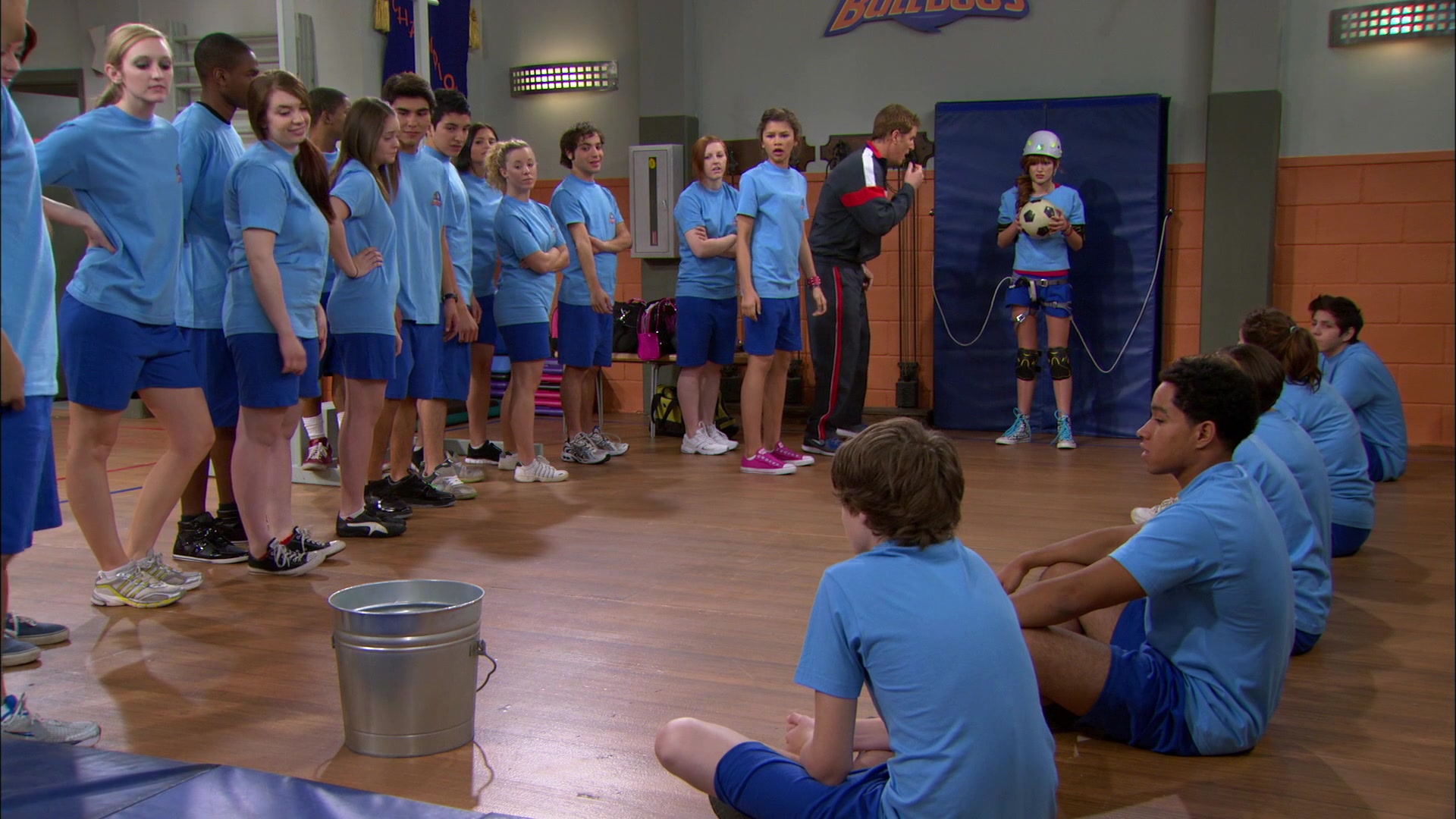 Shake_It_Up_S01E16_1080p_BTD_002590.jpg