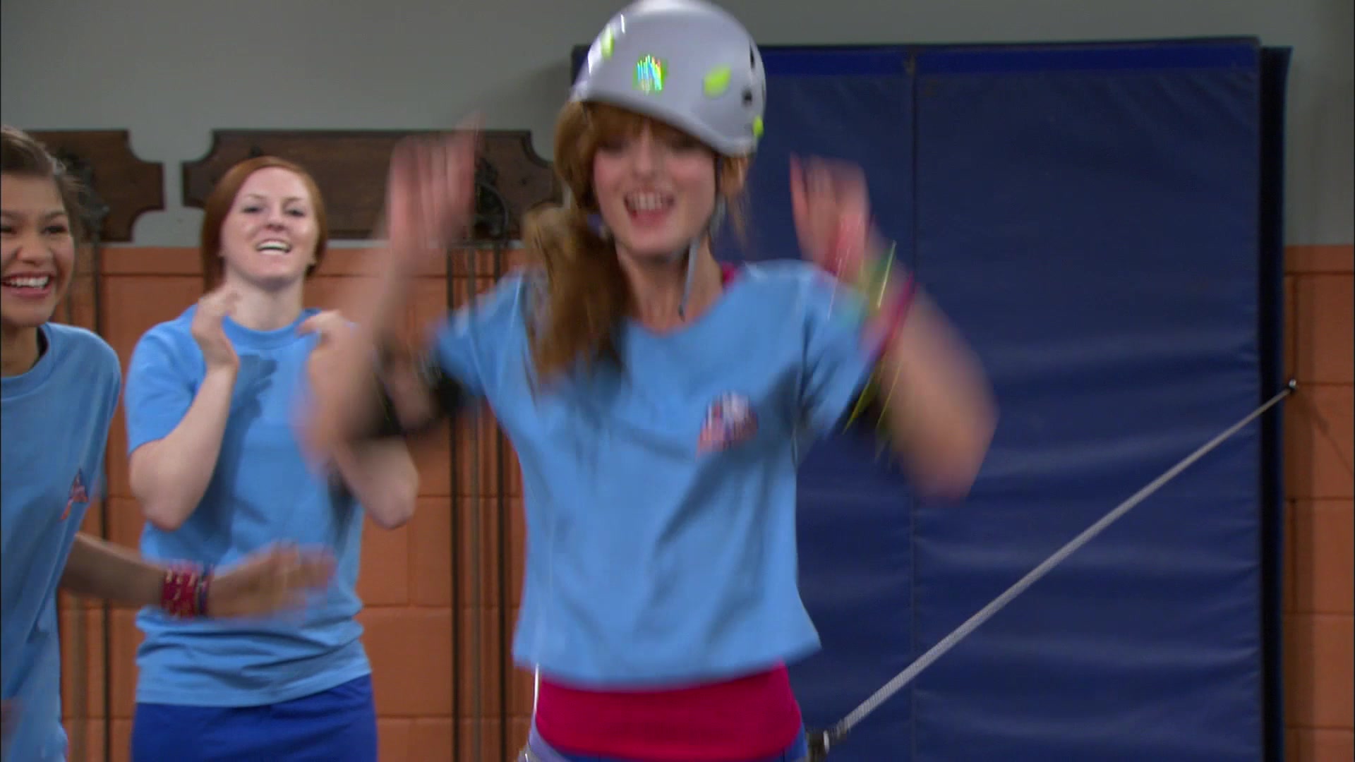 Shake_It_Up_S01E16_1080p_BTD_002618.jpg Shake_It_Up_S01E16_1080p_BTD_002618.jpg