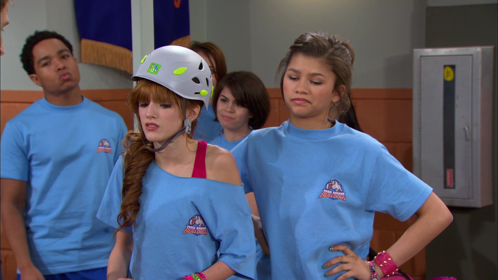 Shake_It_Up_S01E16_1080p_BTD_002773.jpg